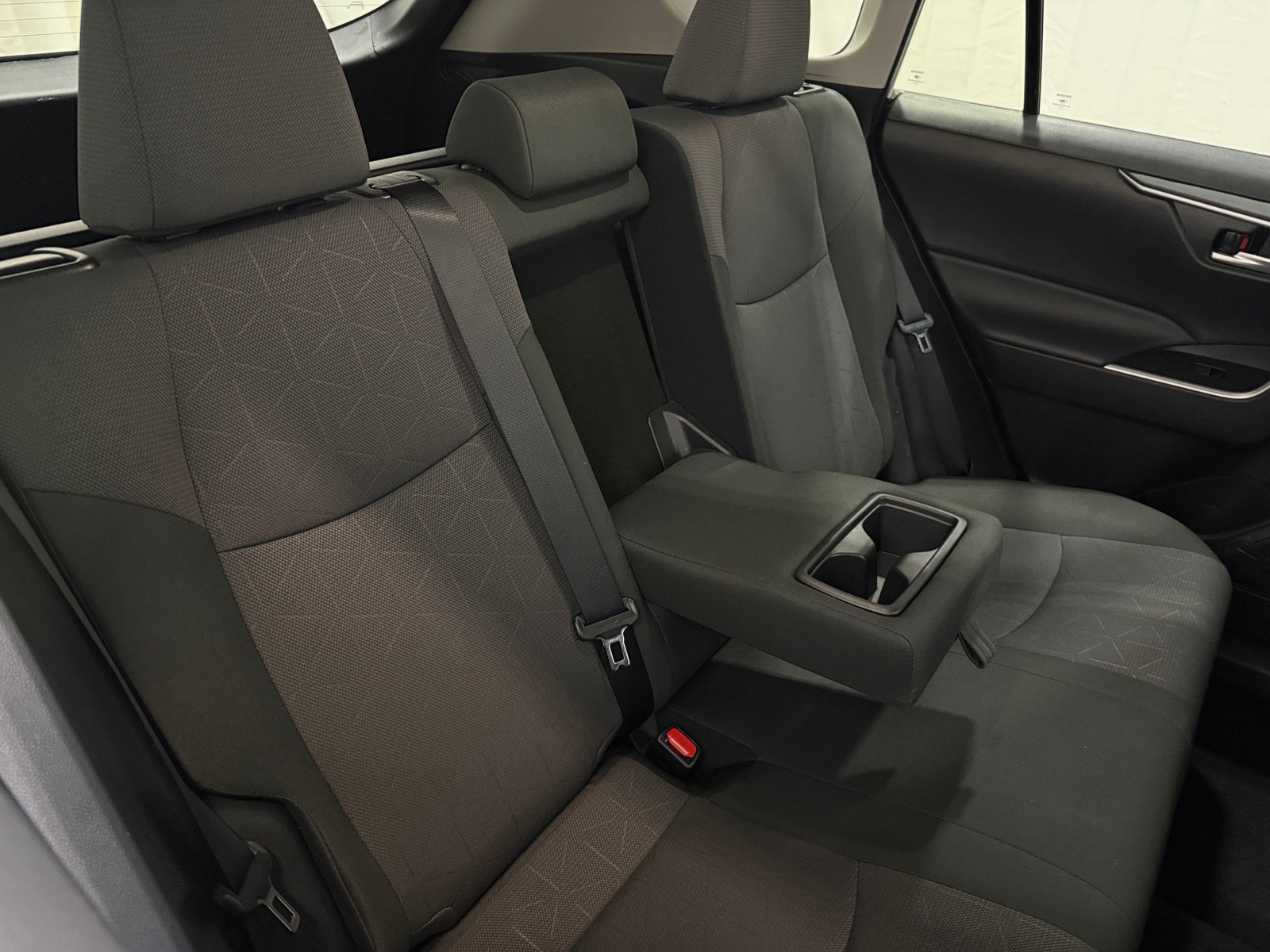 Thumbnail: 2025 Toyota RAV4 - 6