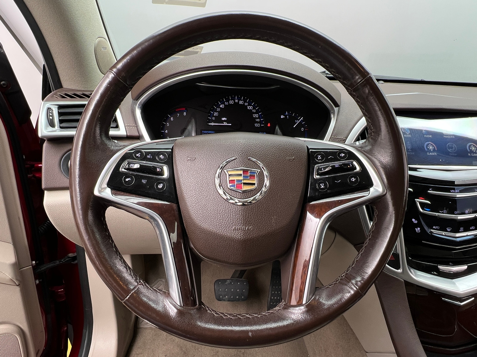 Thumbnail: 2014 Cadillac SRX - 4
