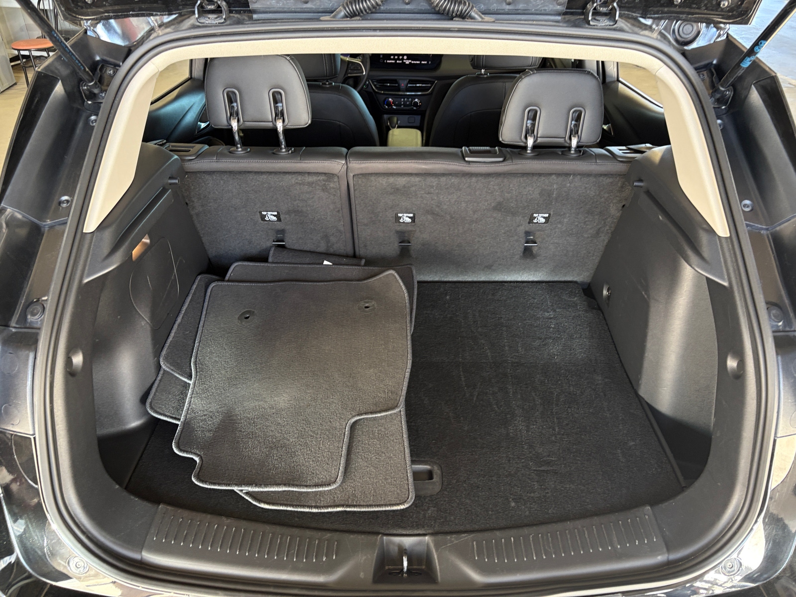 Thumbnail: 2025 Buick Encore GX - 7