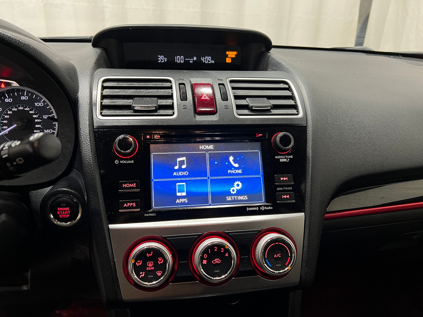 Thumbnail: 2016 Subaru Crosstrek - 4