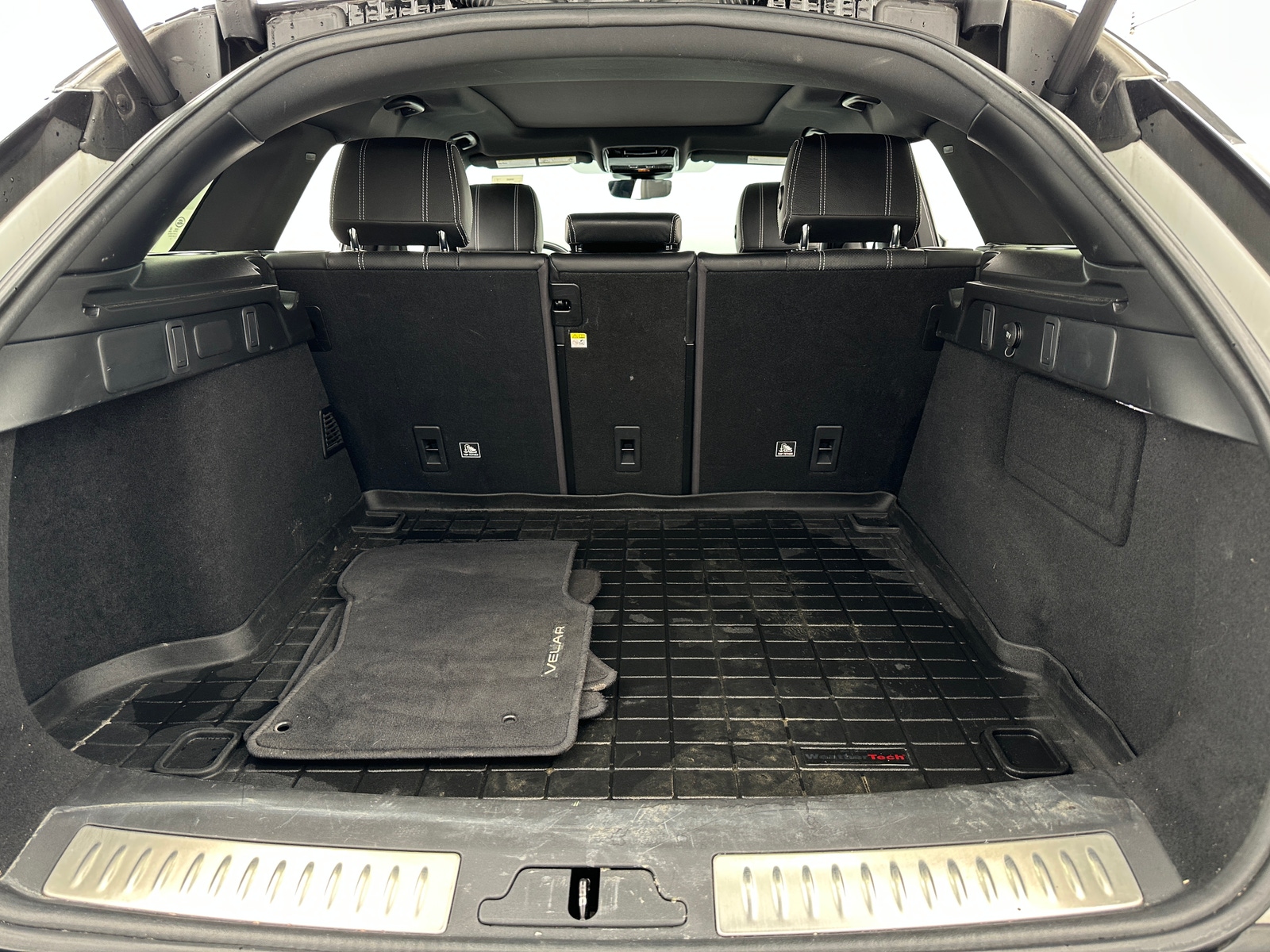 Thumbnail: 2020 Land Rover Range Rover Velar - 6