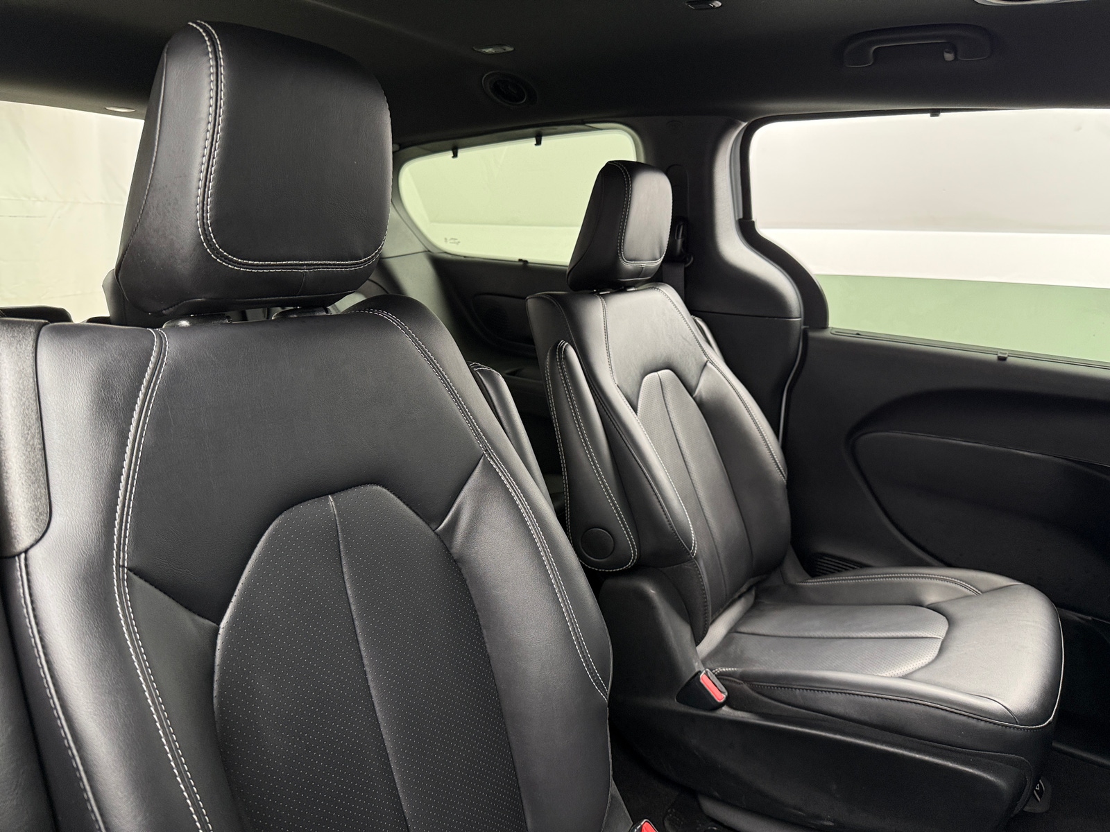 Thumbnail: 2024 Chrysler Pacifica - 5