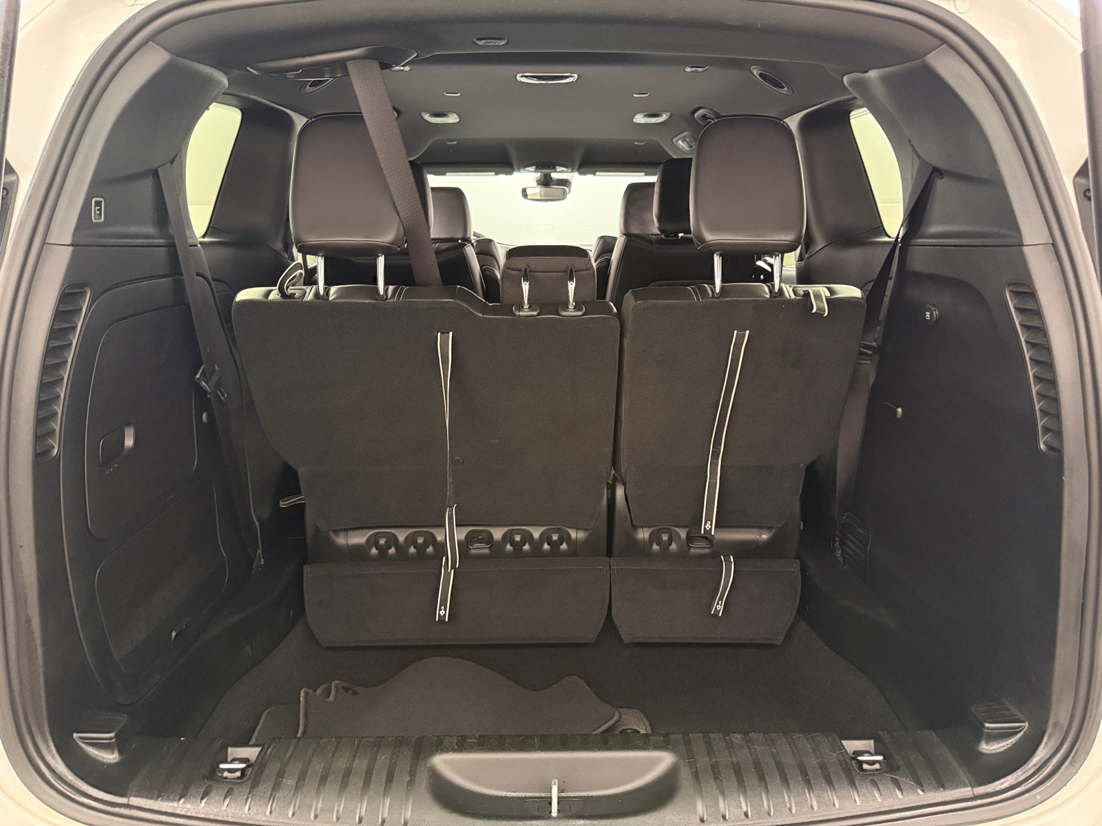 Thumbnail: 2024 Chrysler Pacifica - 6