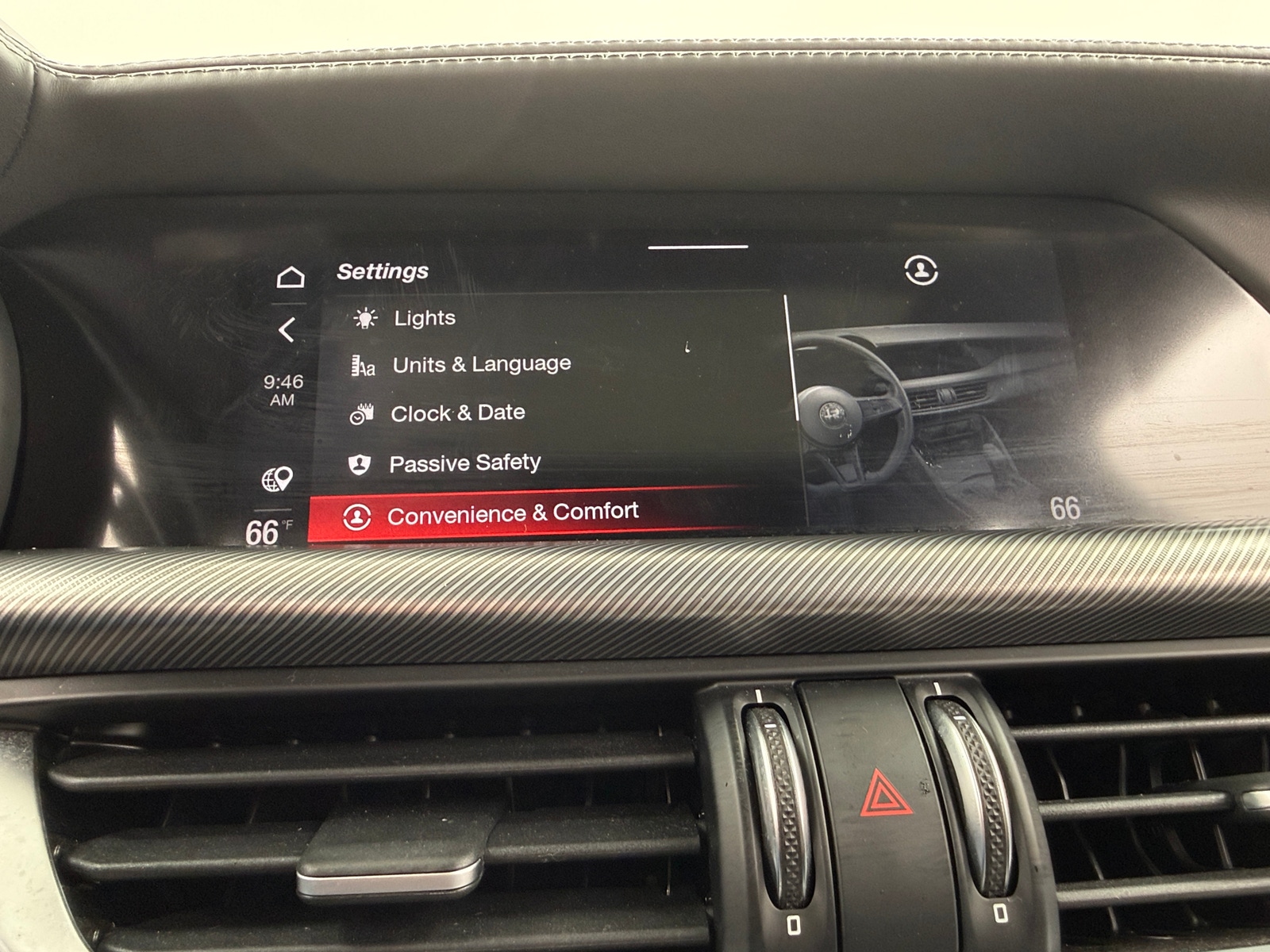 Thumbnail: 2022 Alfa Romeo Stelvio - 3