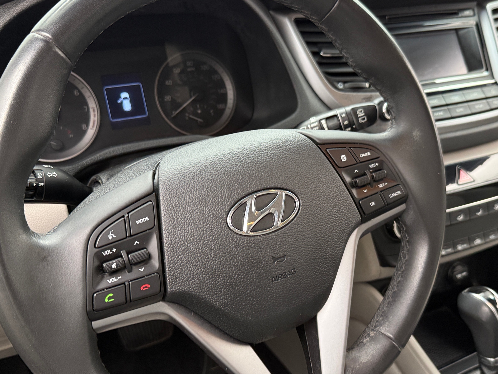 Thumbnail: 2017 Hyundai Tucson - 5