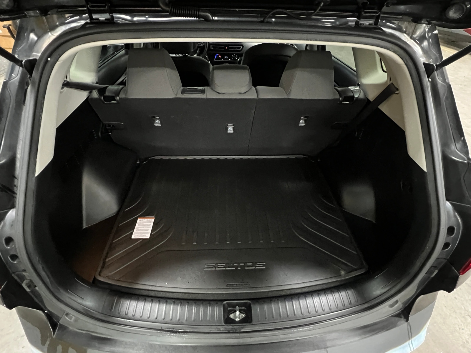 Thumbnail: 2021 Kia Seltos - 7