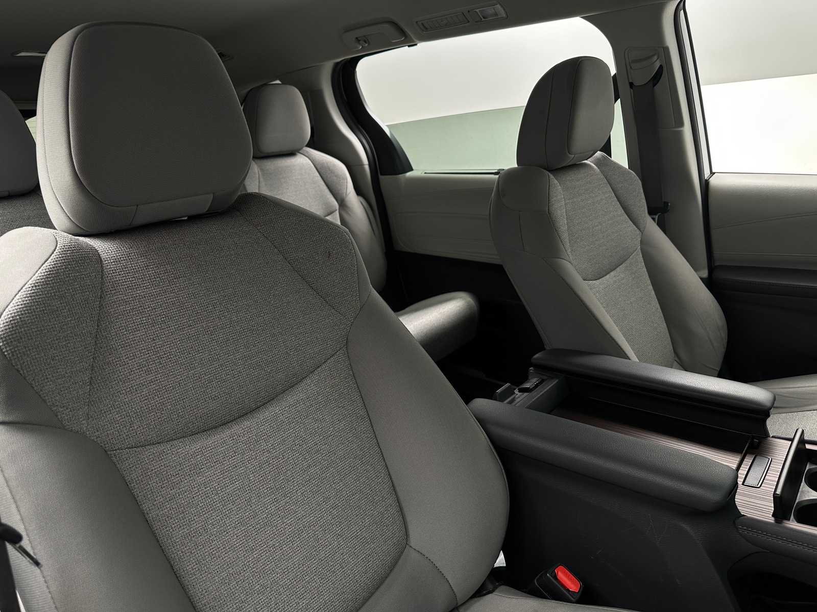 Thumbnail: 2024 Toyota Sienna - 2