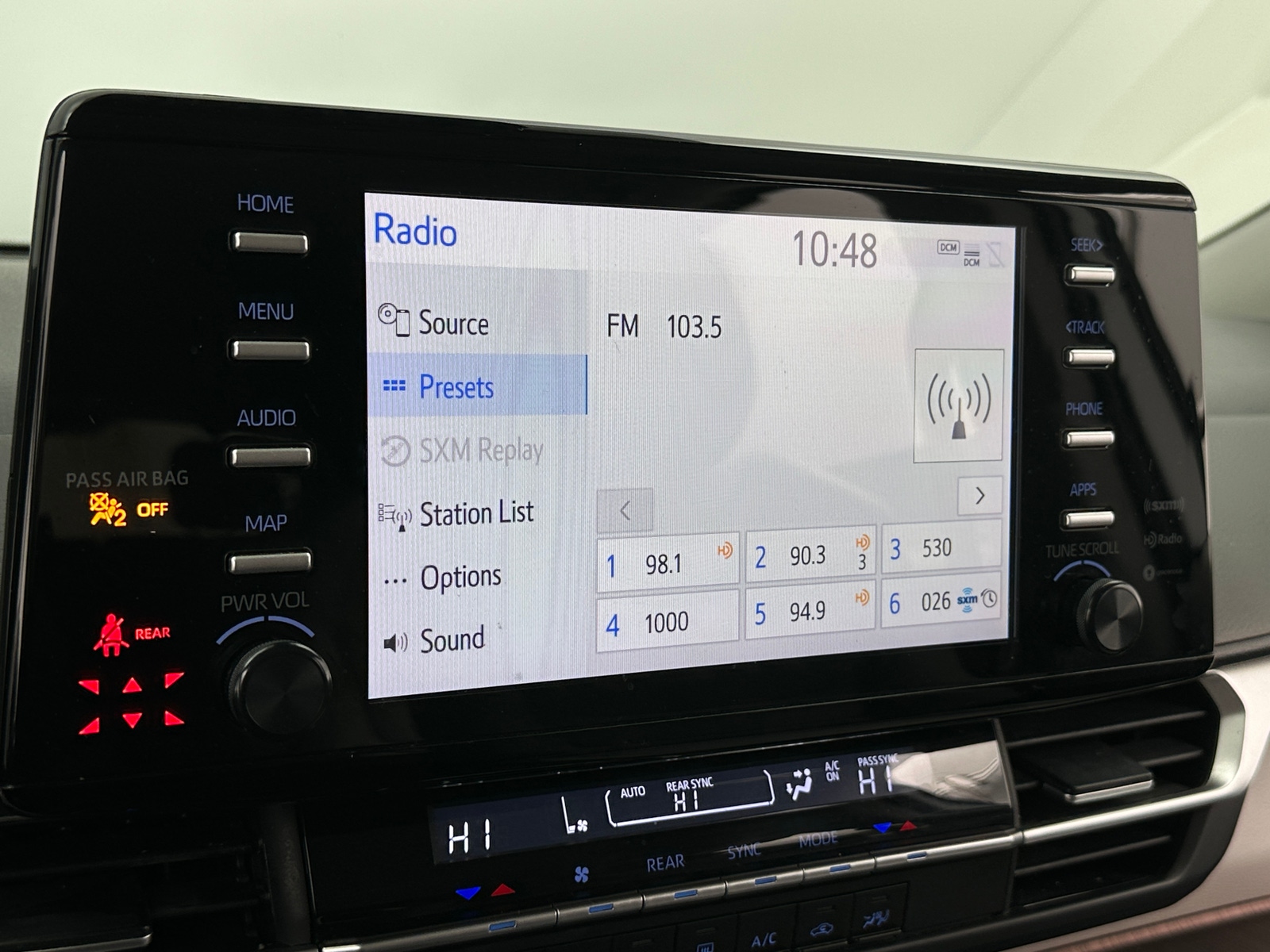 Thumbnail: 2024 Toyota Sienna - 4