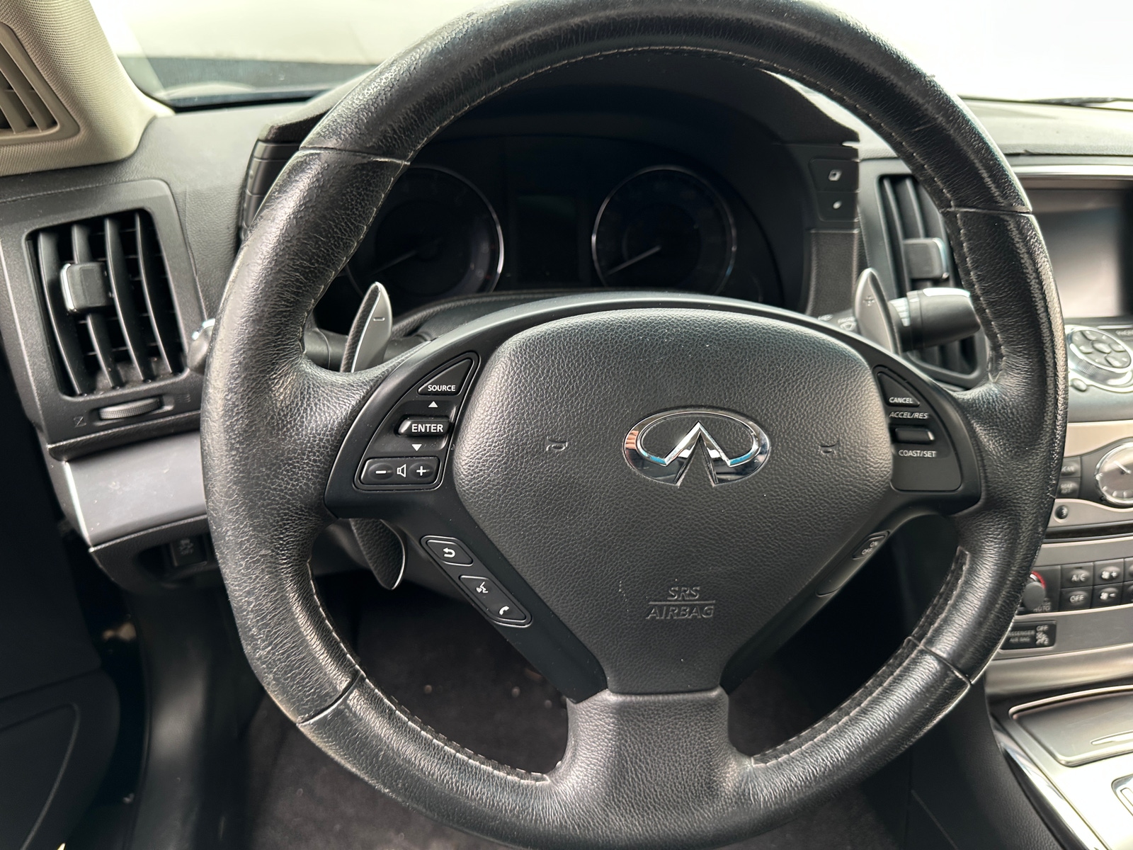 Thumbnail: 2011 INFINITI G37 - 3