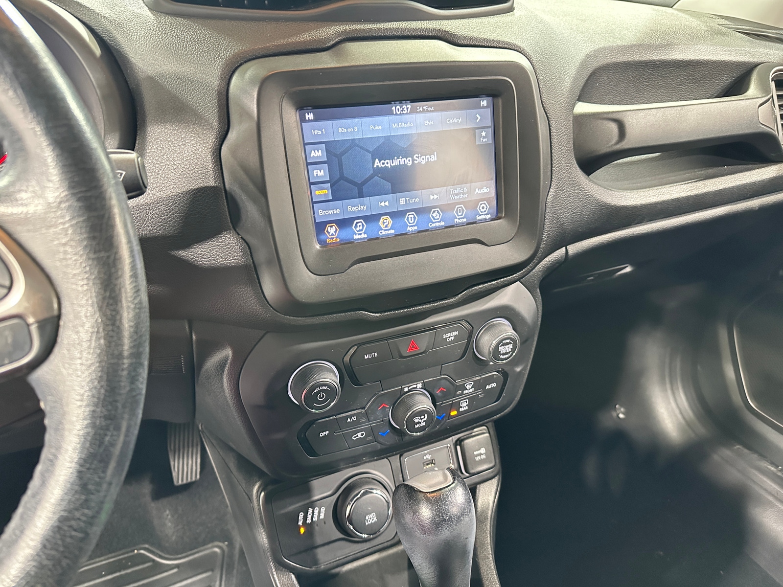 Thumbnail: 2020 Jeep Renegade - 3