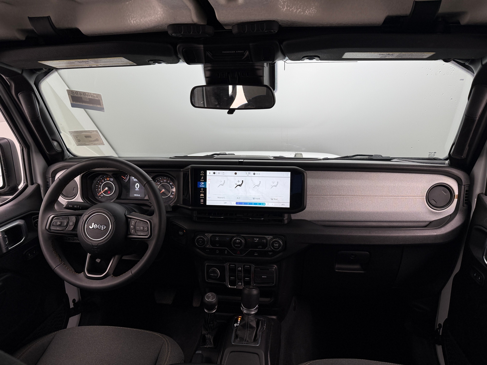 Thumbnail: 2025 Jeep Gladiator - 3