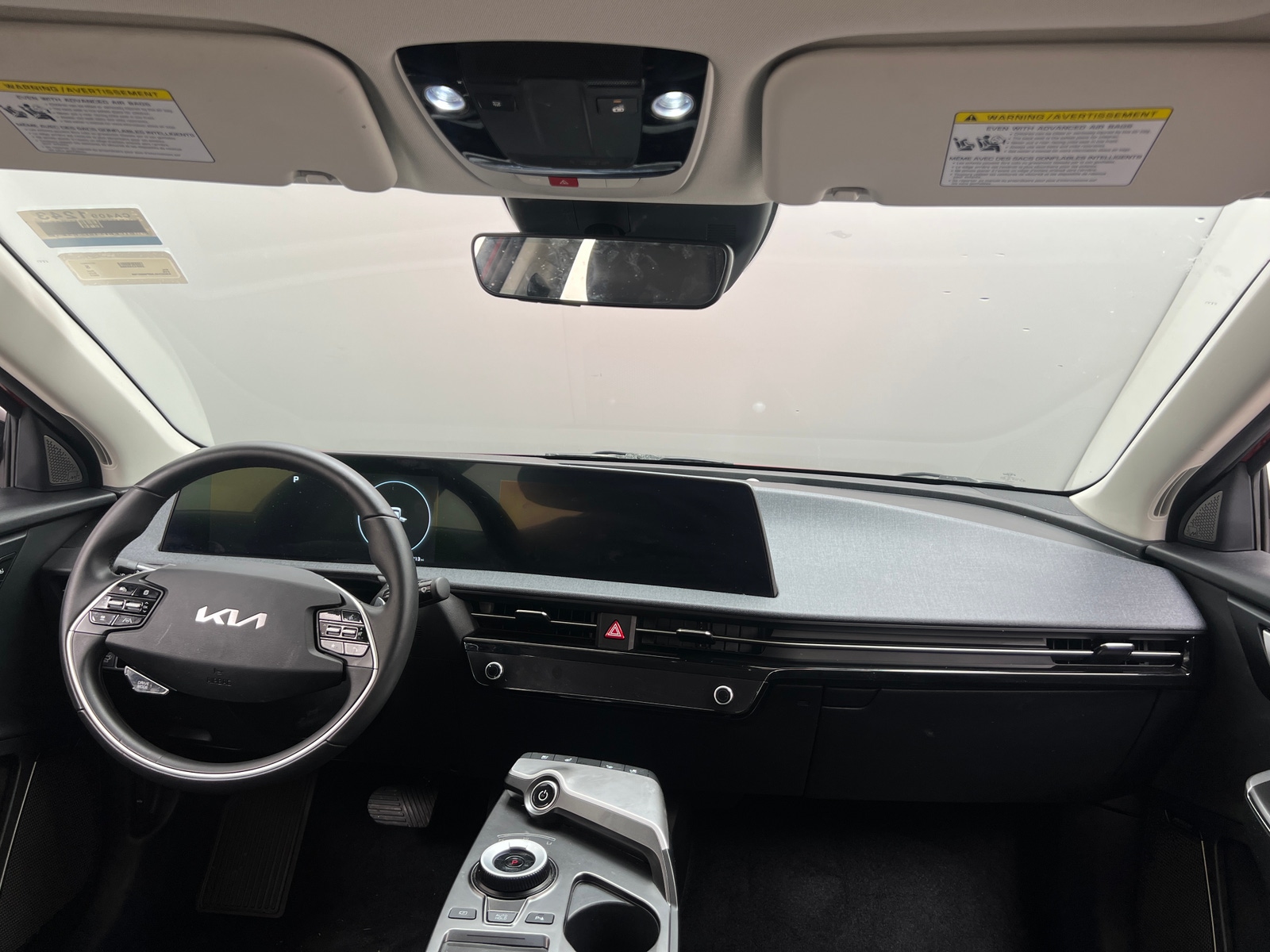 Thumbnail: 2023 Kia EV6 - 2