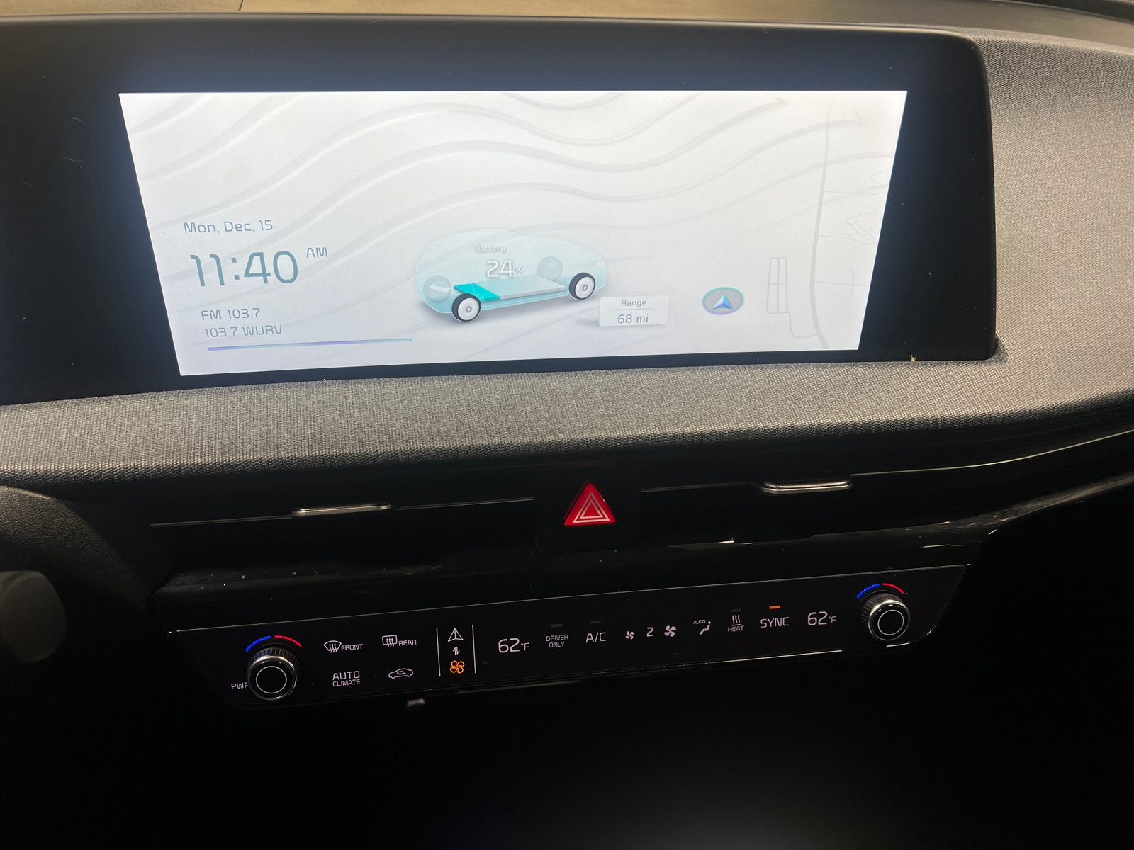 Thumbnail: 2023 Kia EV6 - 3