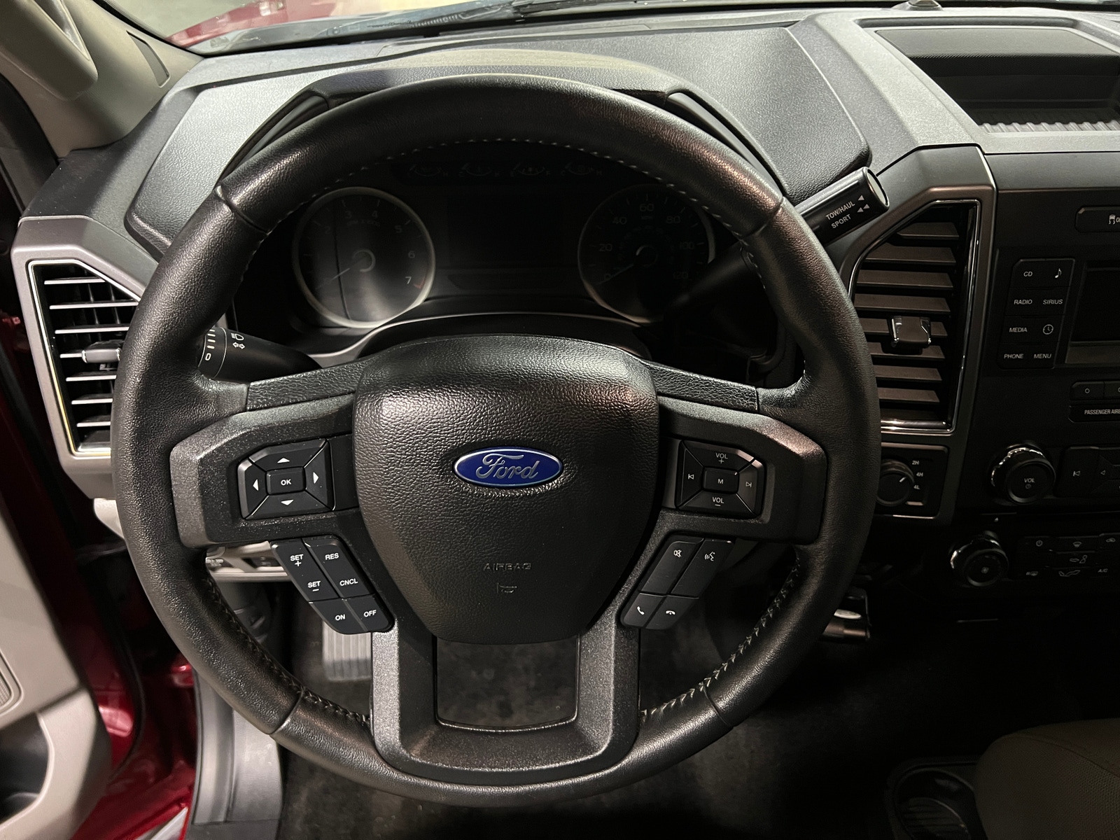 Thumbnail: 2017 Ford Econoline - 5