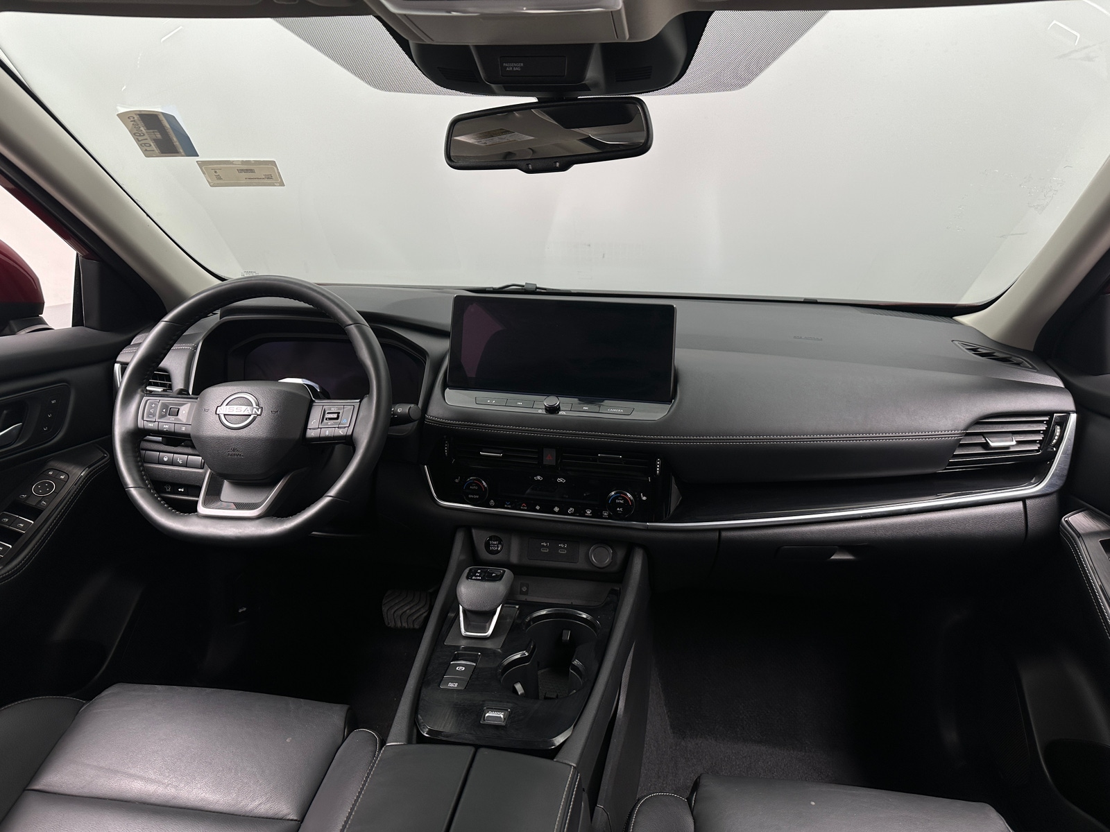 Thumbnail: 2025 Nissan Rogue - 2