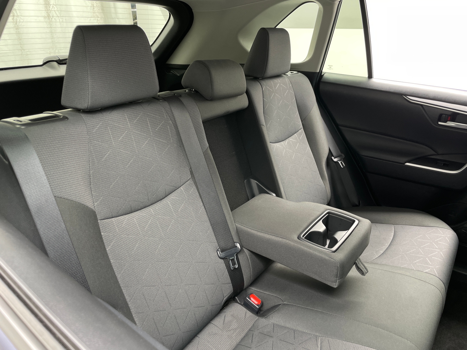 Thumbnail: 2025 Toyota RAV4 - 6