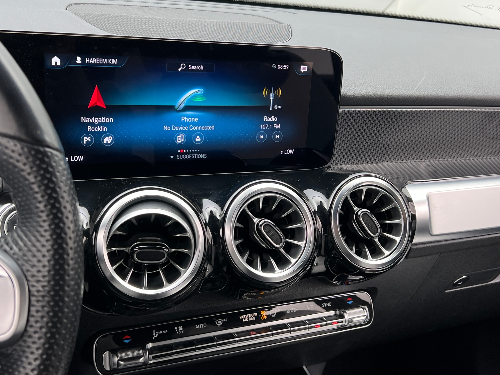 Thumbnail: 2023 Mercedes-Benz GLB - 3