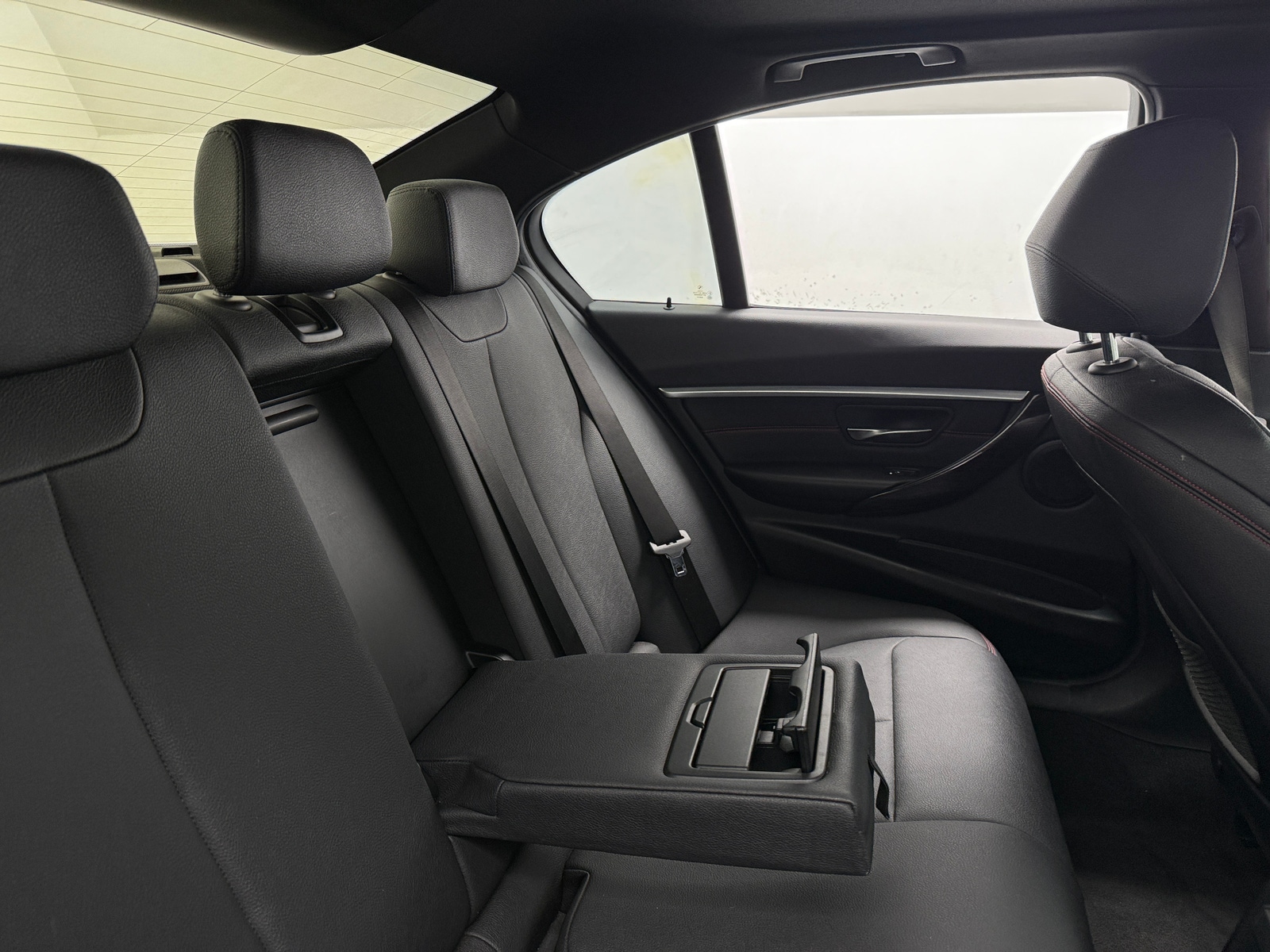 Thumbnail: 2018 BMW 3 Series - 5