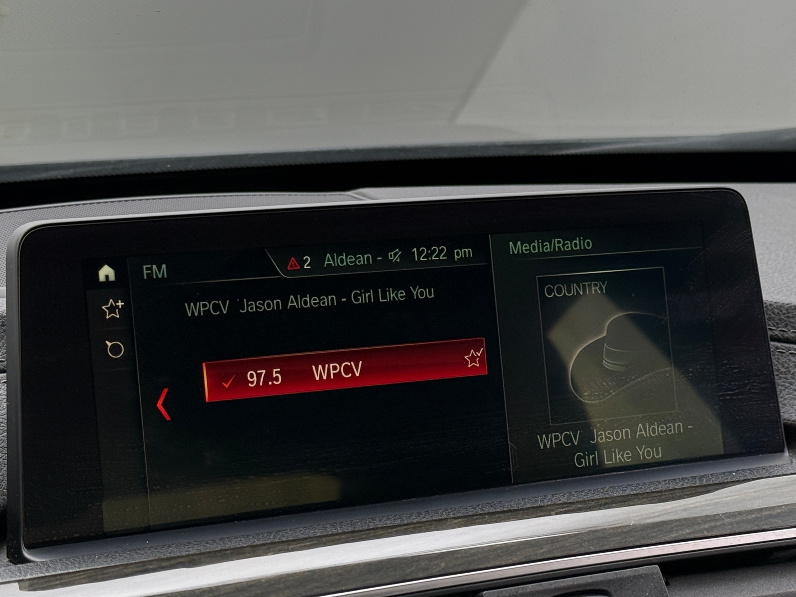 Thumbnail: 2018 BMW 3 Series - 3