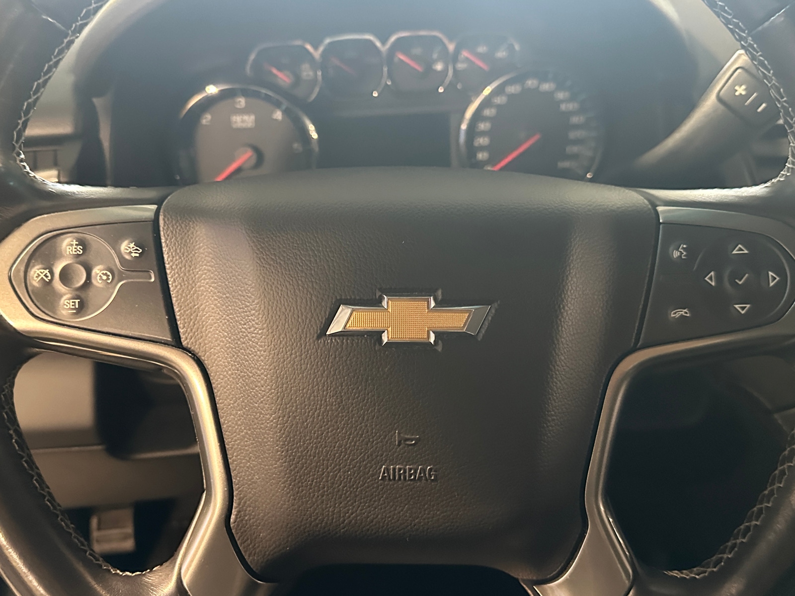 Thumbnail: 2020 Chevrolet Tahoe - 4