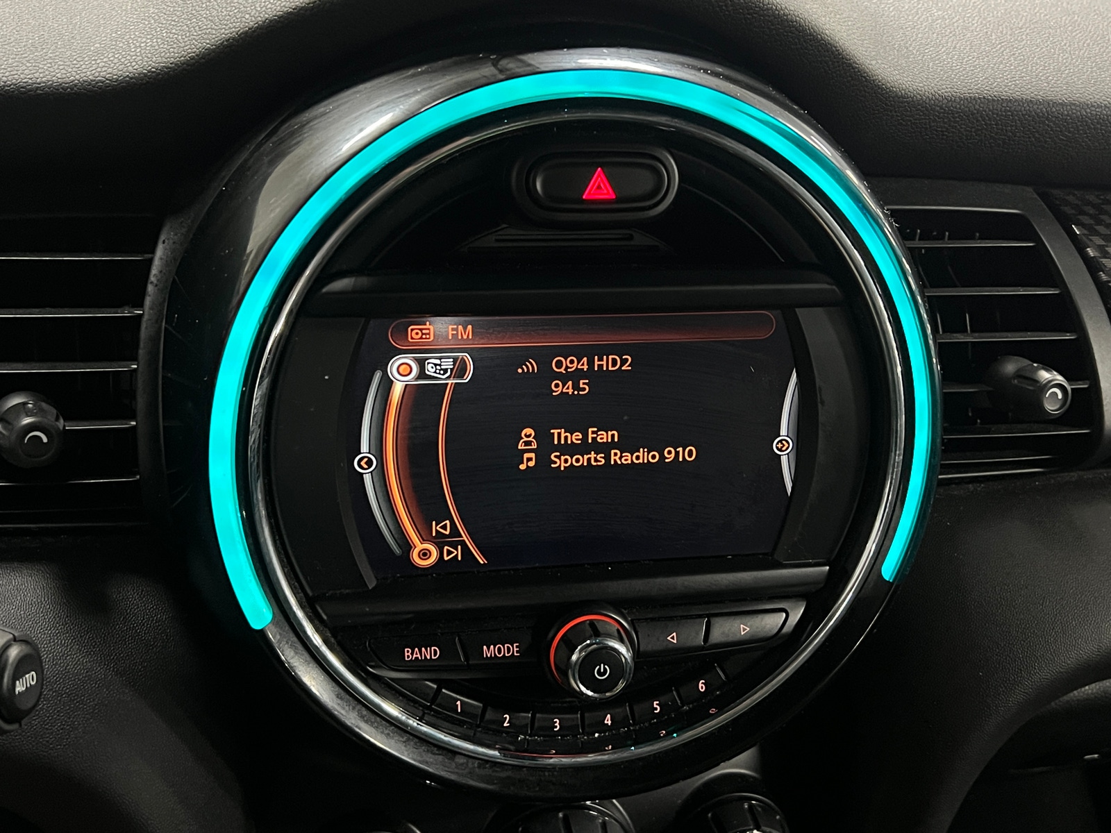 Thumbnail: 2017 MINI Cooper Convertible - 3