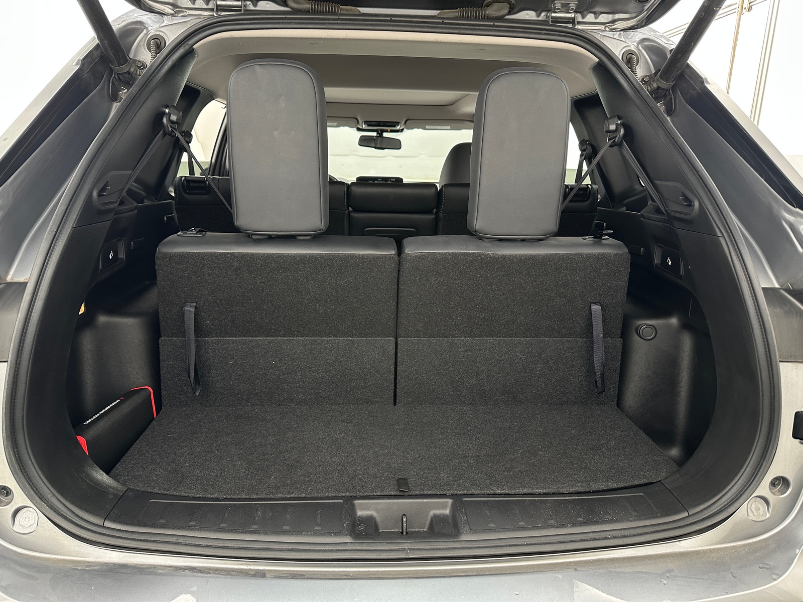 Thumbnail: 2024 Mitsubishi Outlander - 6