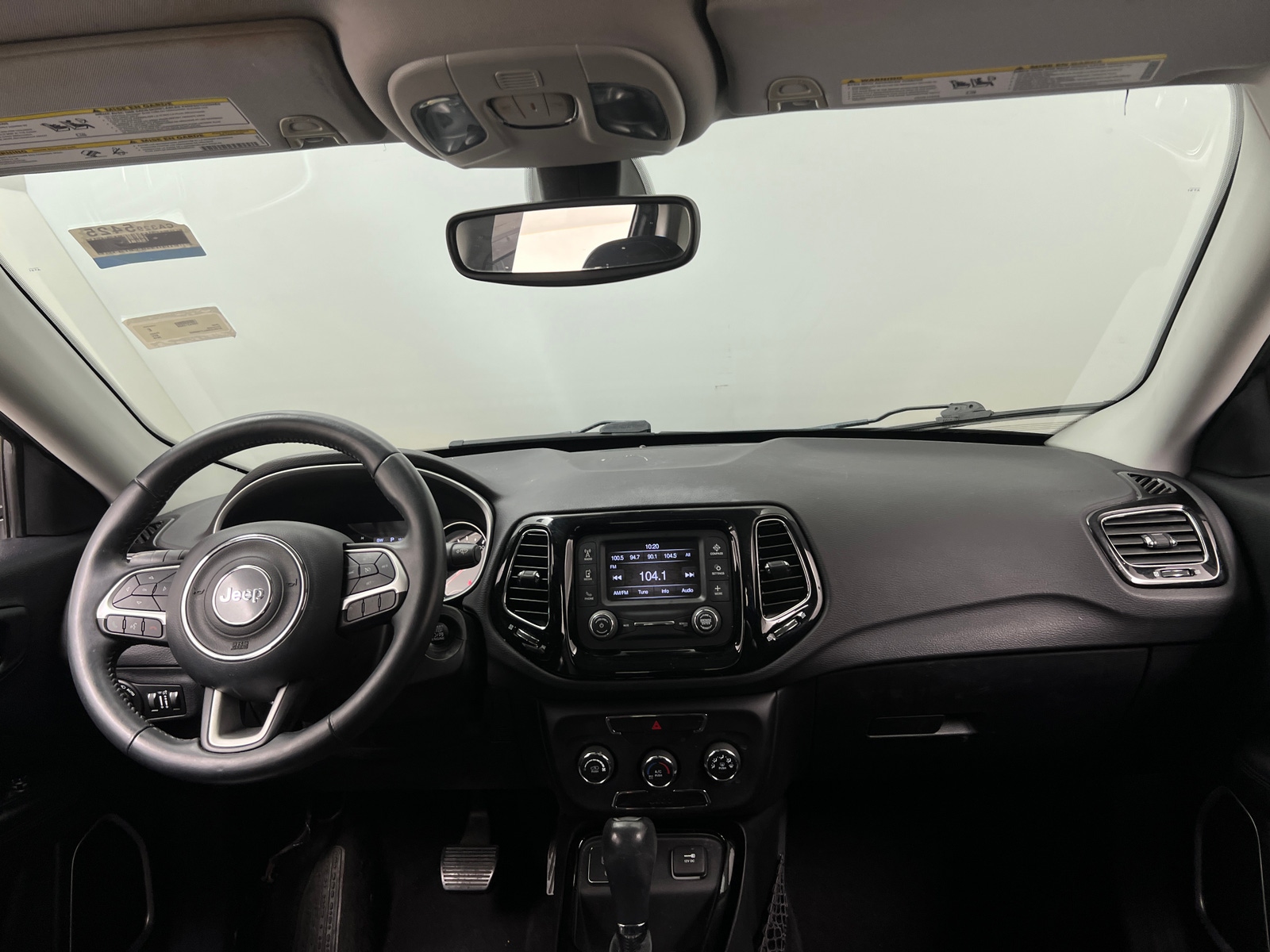 Thumbnail: 2018 Jeep Compass - 3