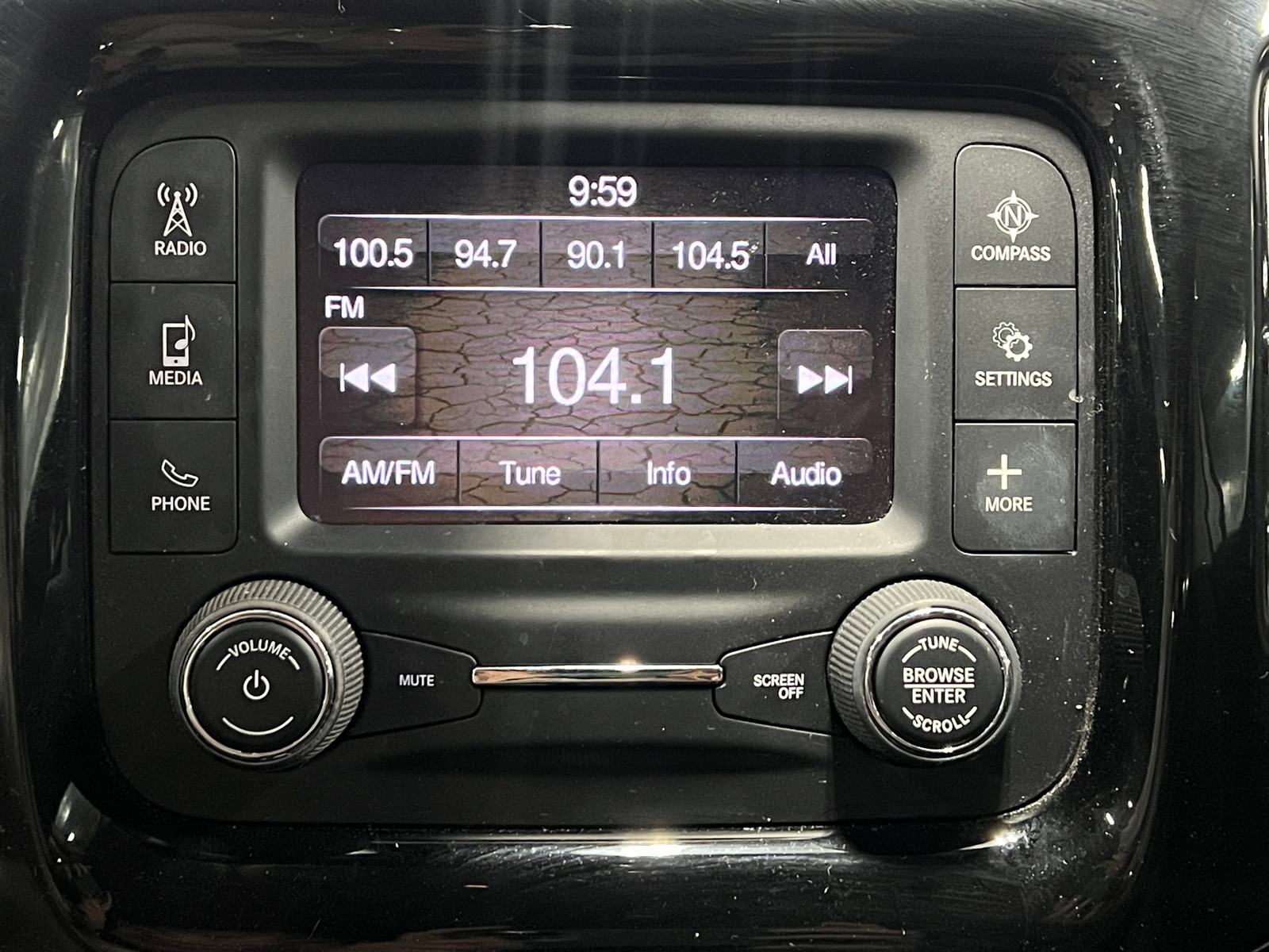 Thumbnail: 2018 Jeep Compass - 4