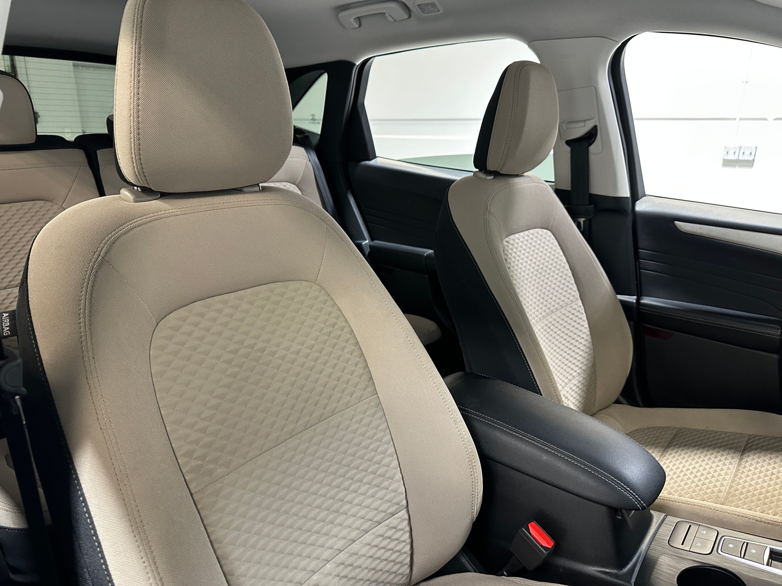 Thumbnail: 2022 Ford Escape - 2