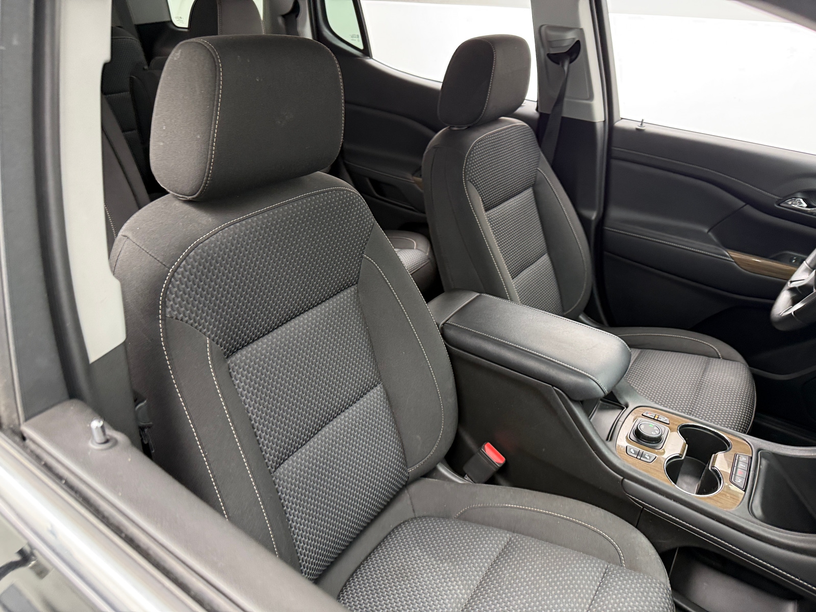 Thumbnail: 2023 GMC Acadia - 2