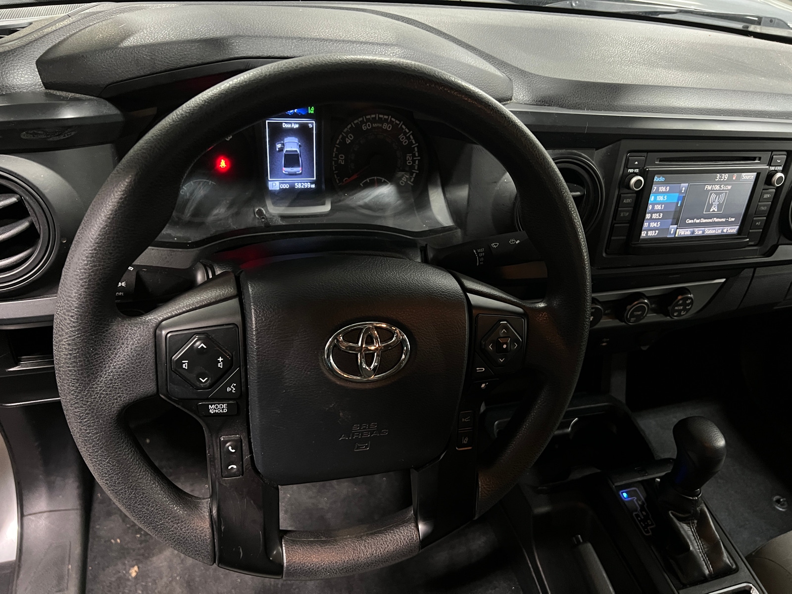 Thumbnail: 2019 Toyota Tacoma - 5