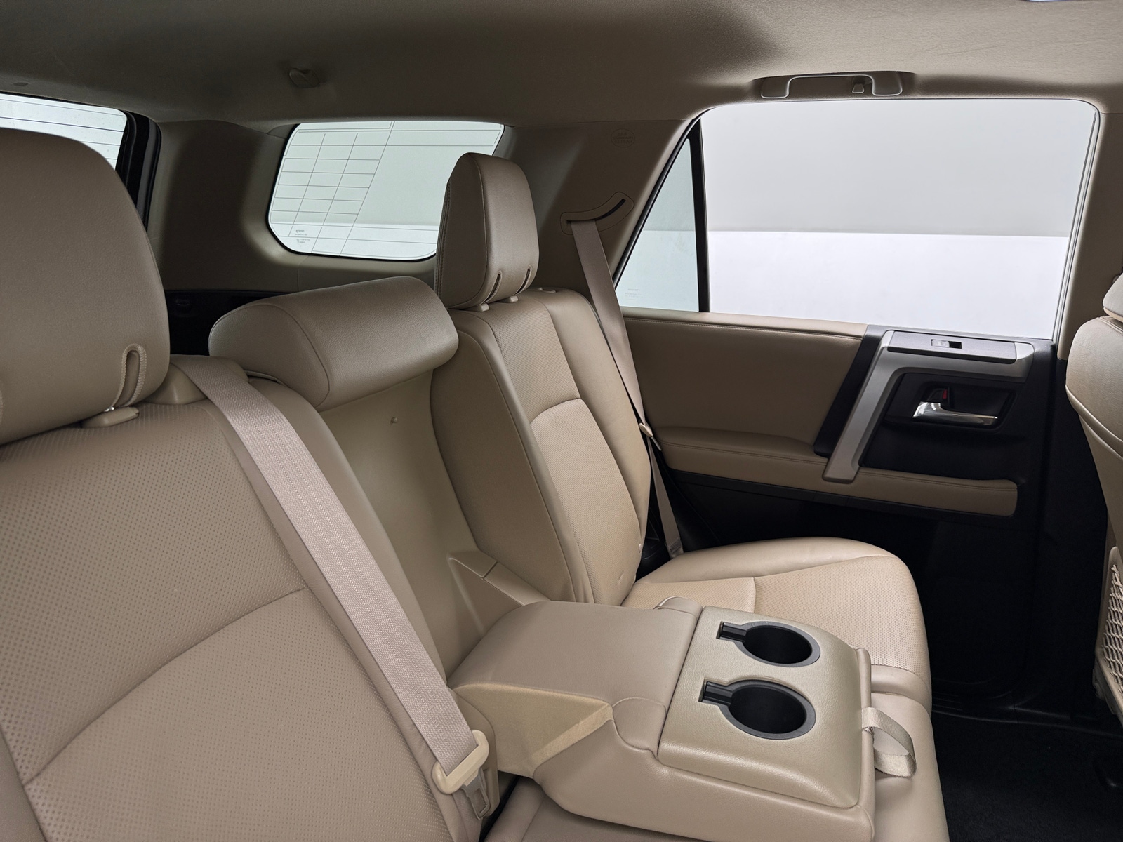 Thumbnail: 2018 Toyota 4Runner - 6