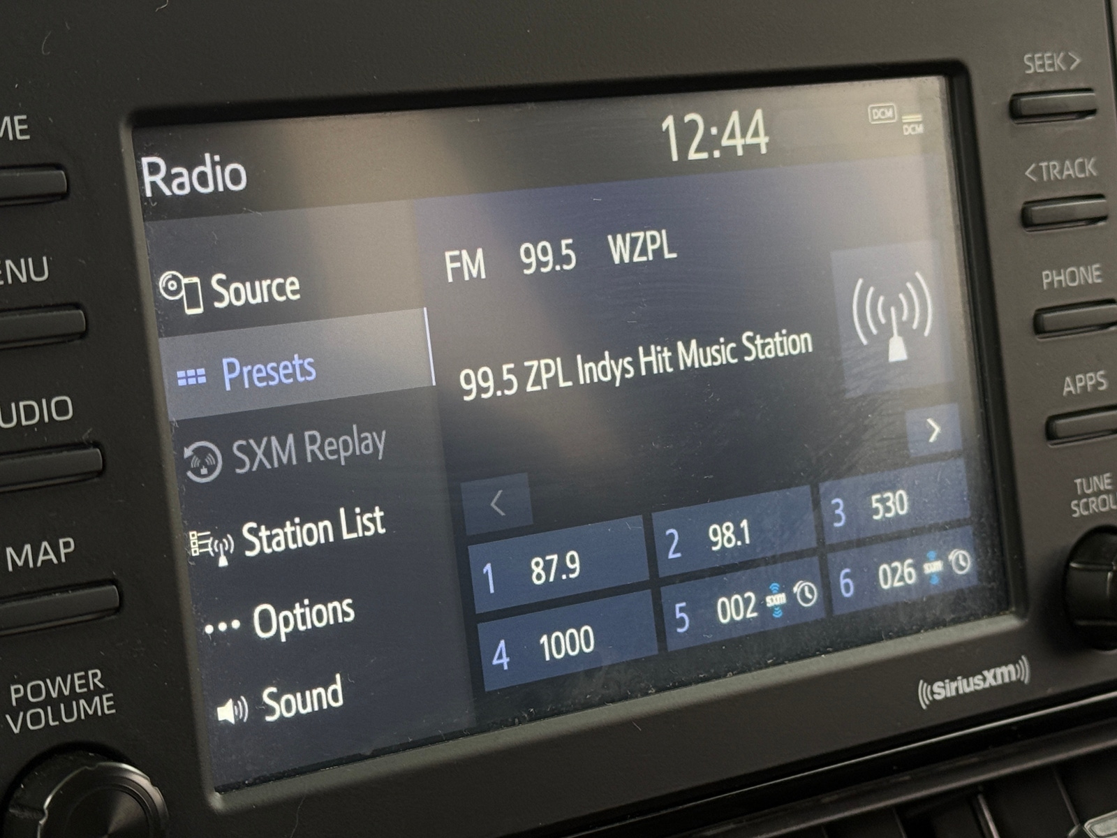 Thumbnail: 2020 Toyota RAV4 - 4