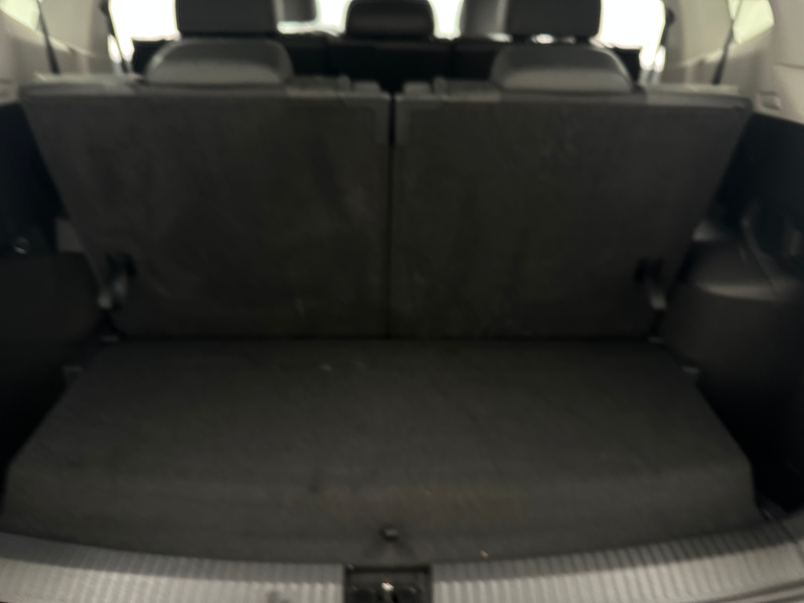 Thumbnail: 2023 Volkswagen Tiguan - 6