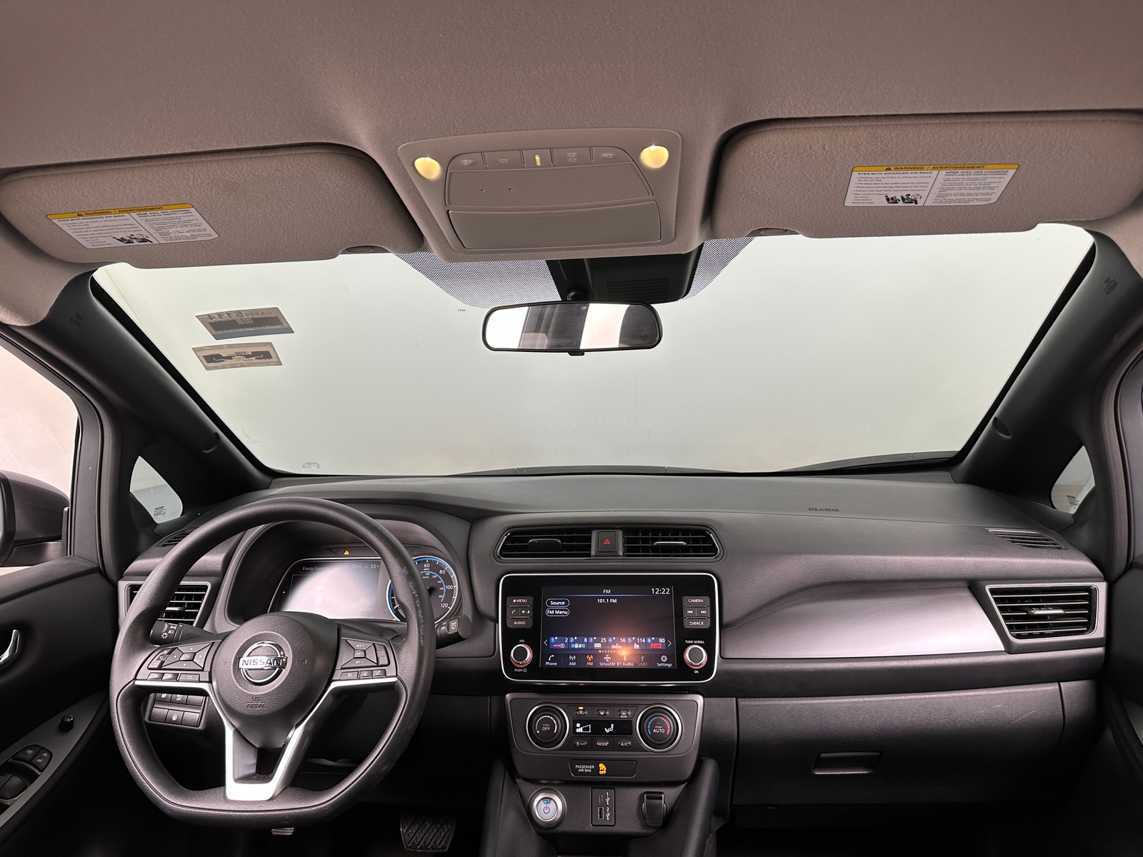 Thumbnail: 2022 Nissan Leaf - 3