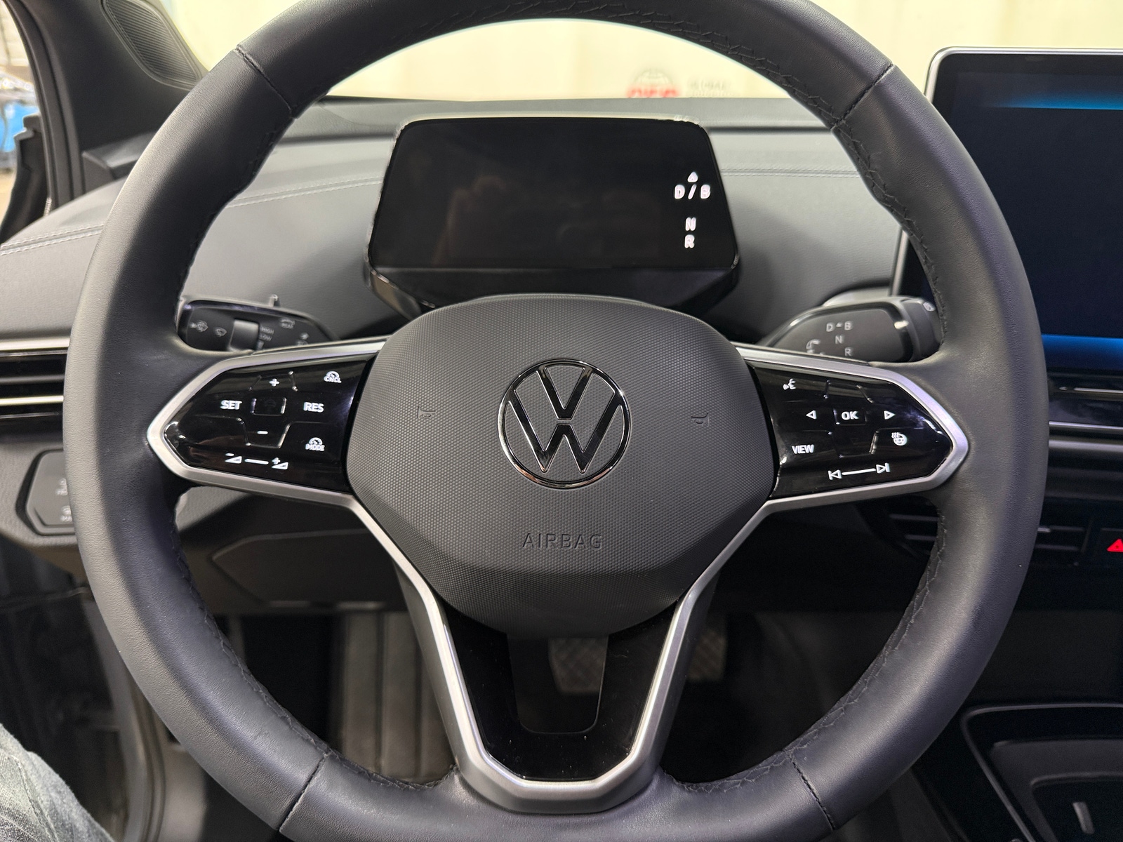 Thumbnail: 2024 Volkswagen ID.4 - 4