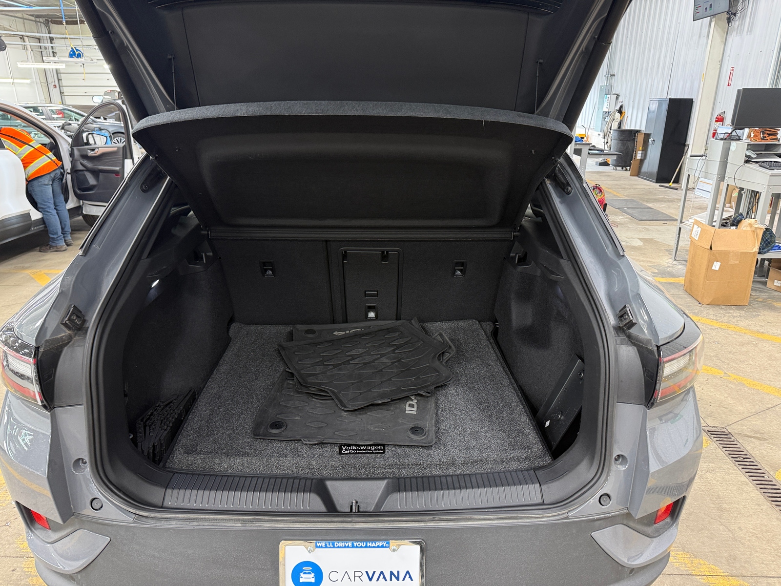 Thumbnail: 2024 Volkswagen ID.4 - 6