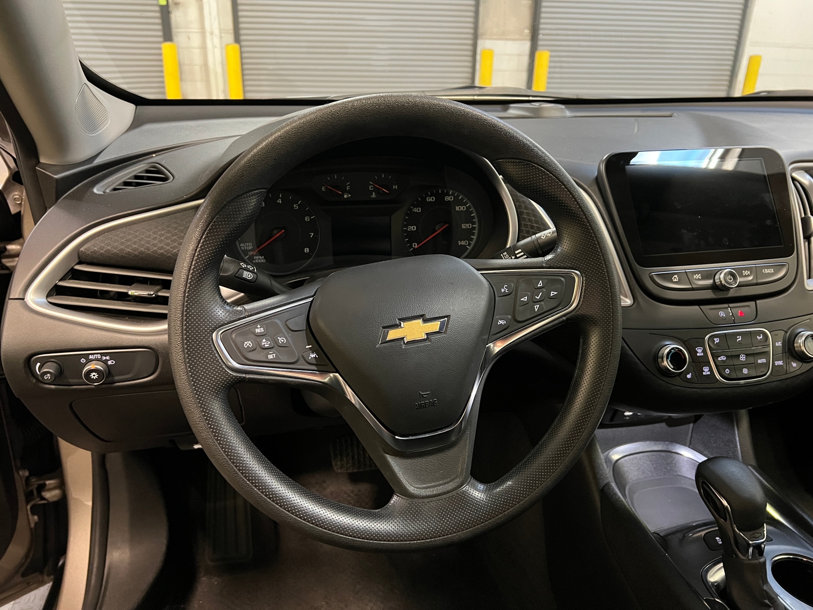 Thumbnail: 2024 Chevrolet Malibu - 5