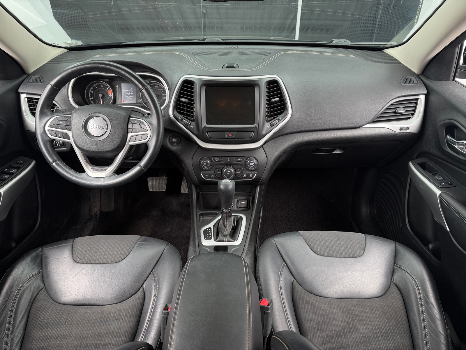 Thumbnail: 2018 Jeep Cherokee - 3