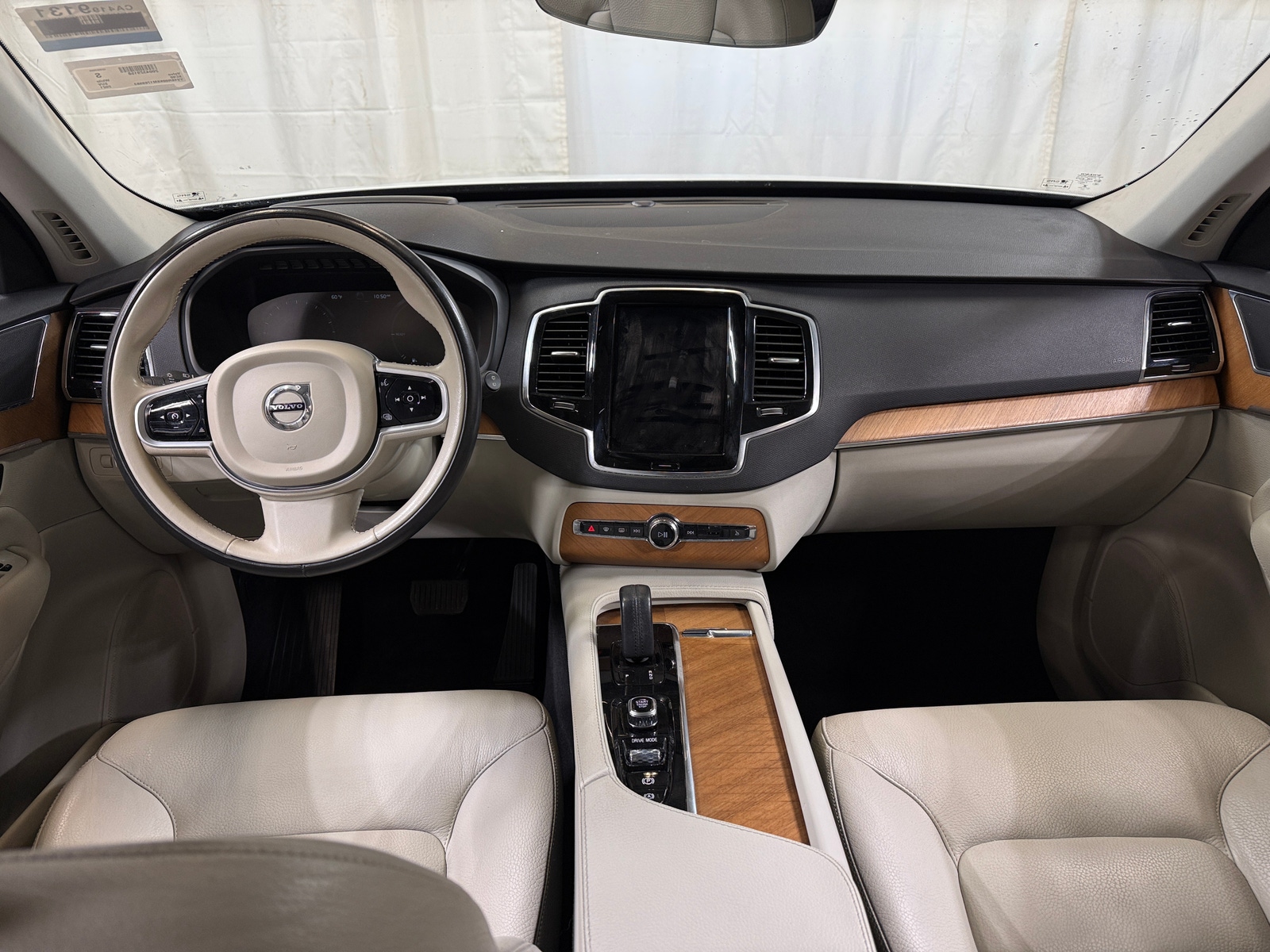 Thumbnail: 2021 Volvo XC90 - 2