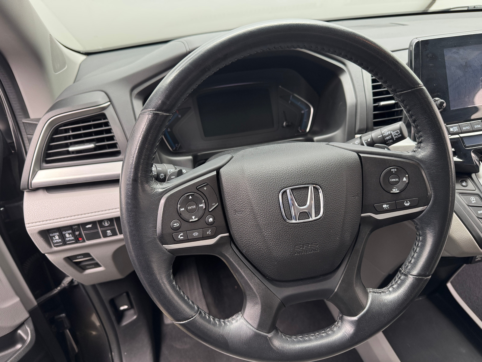 Thumbnail: 2022 Honda Odyssey - 4