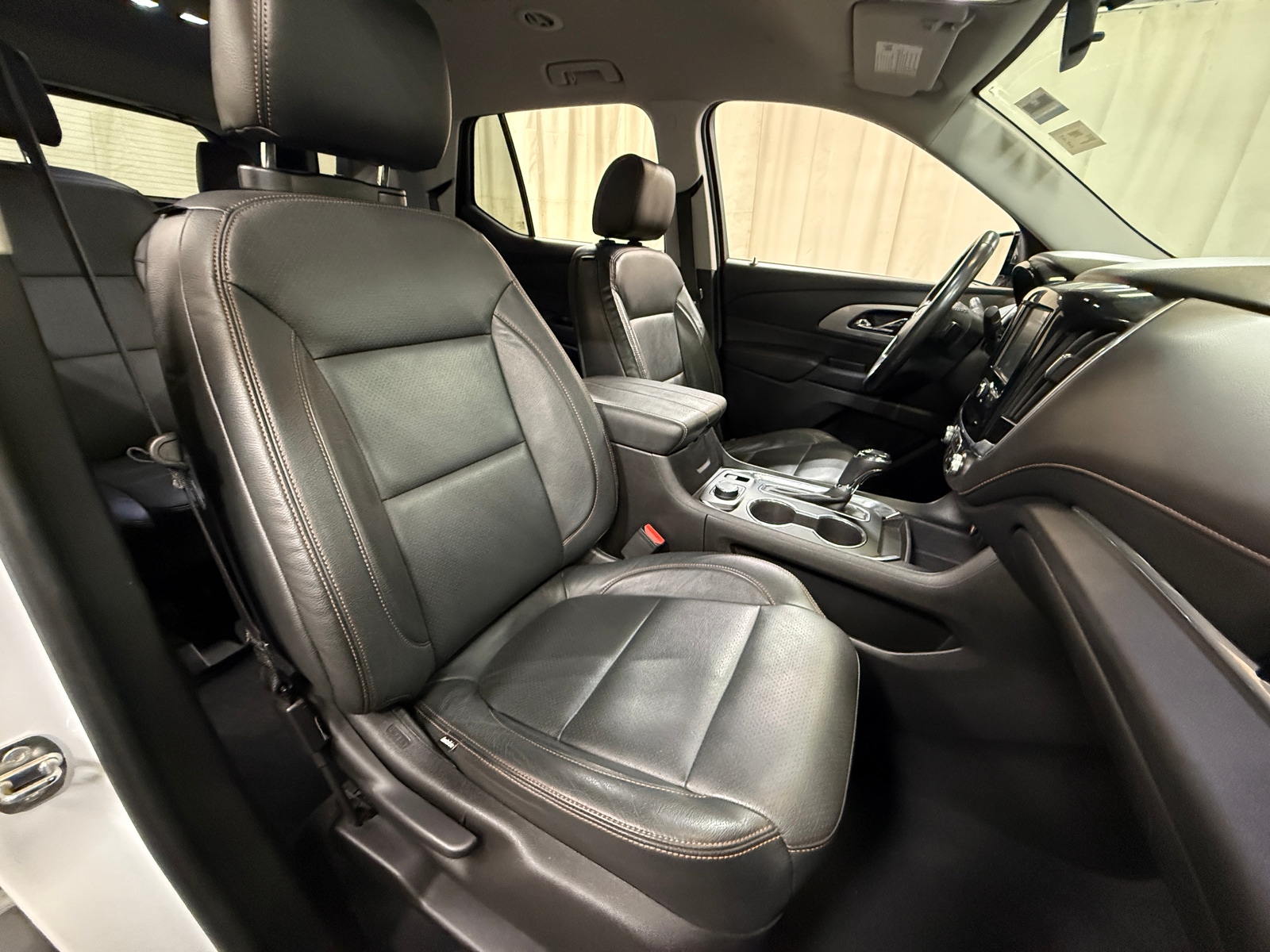 Thumbnail: 2018 Chevrolet Traverse - 2