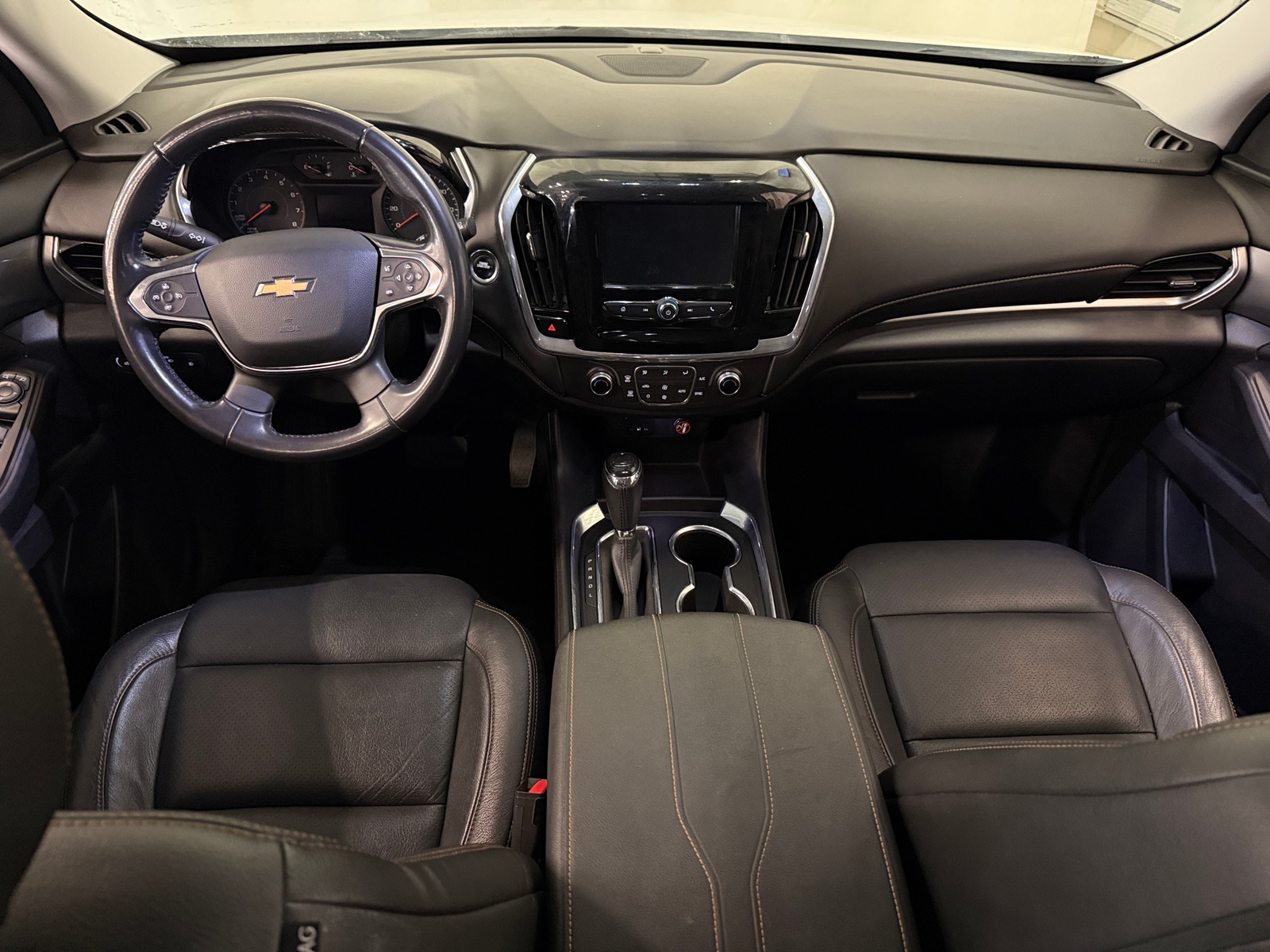 Thumbnail: 2018 Chevrolet Traverse - 3