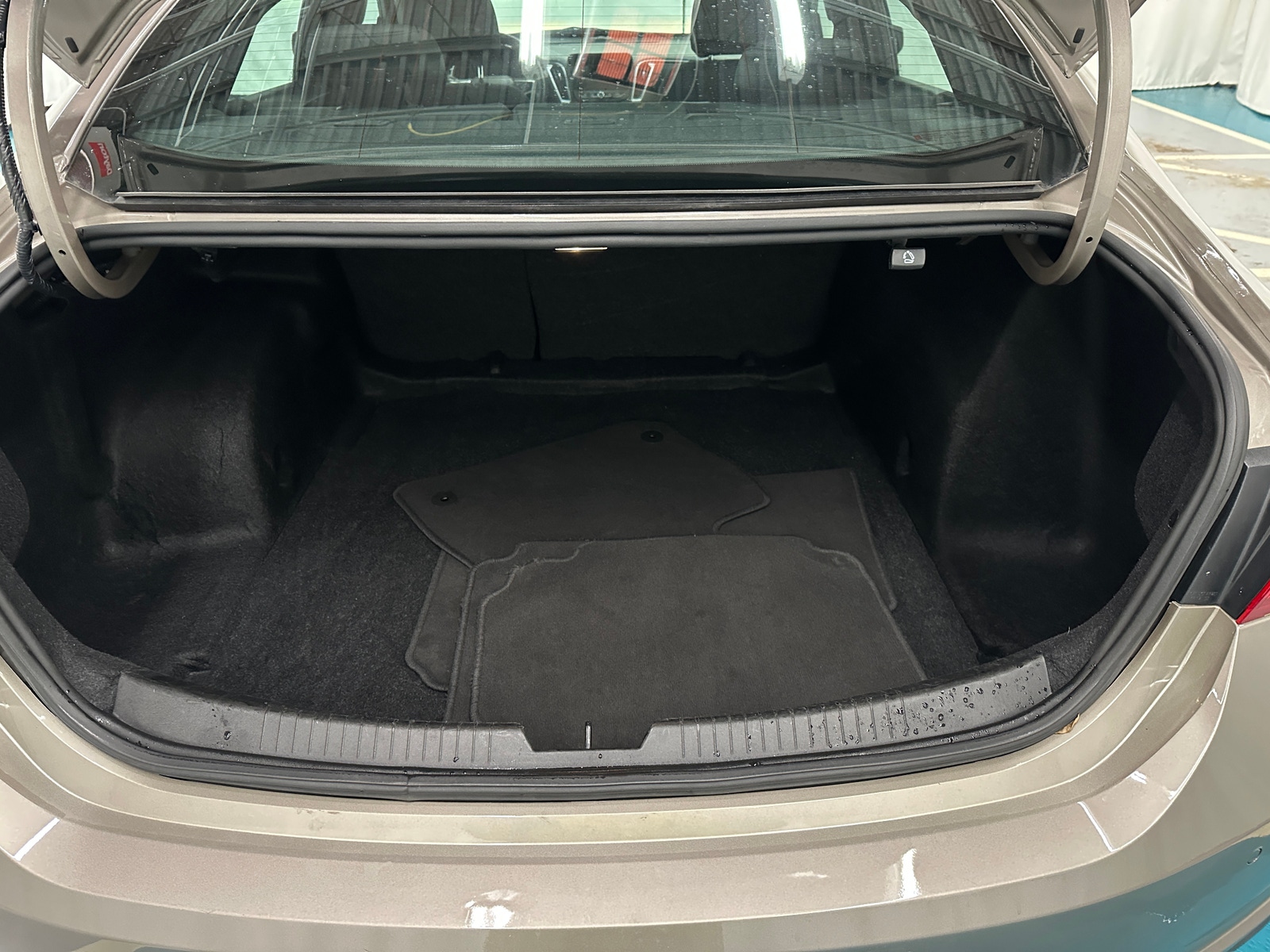 Thumbnail: 2024 Chevrolet Malibu - 7