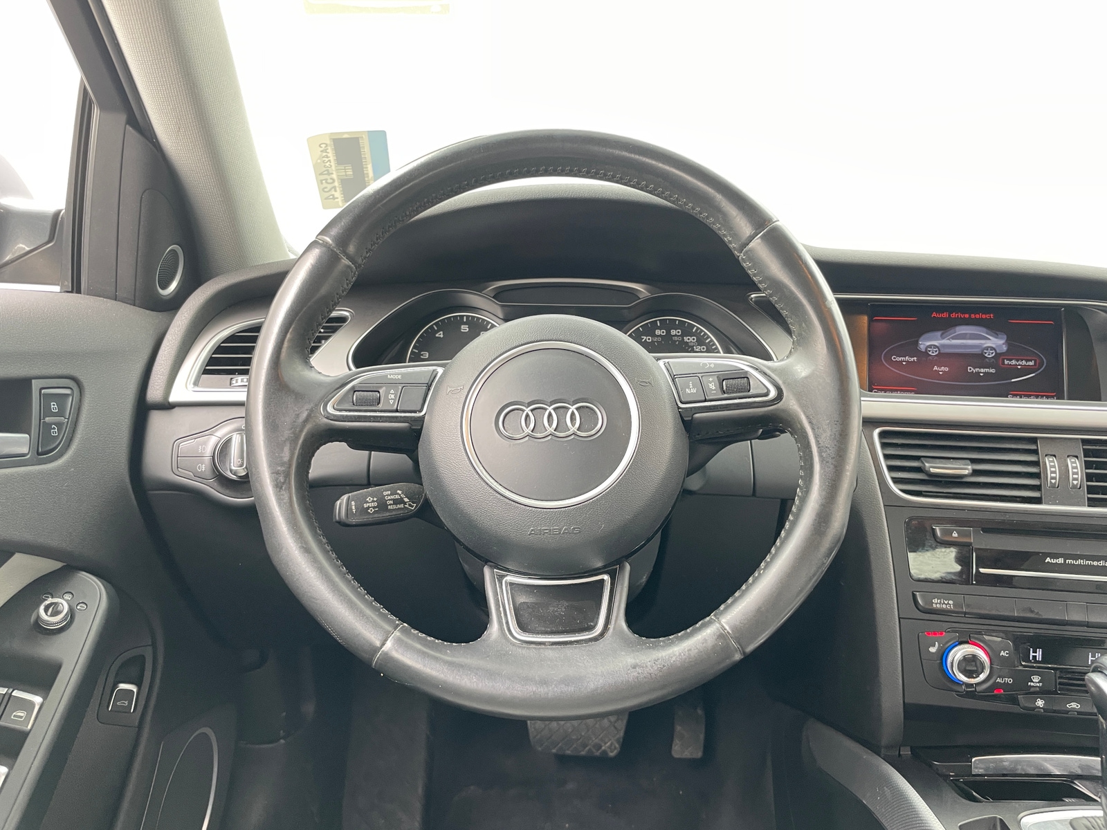 Thumbnail: 2014 Audi A4 - 4