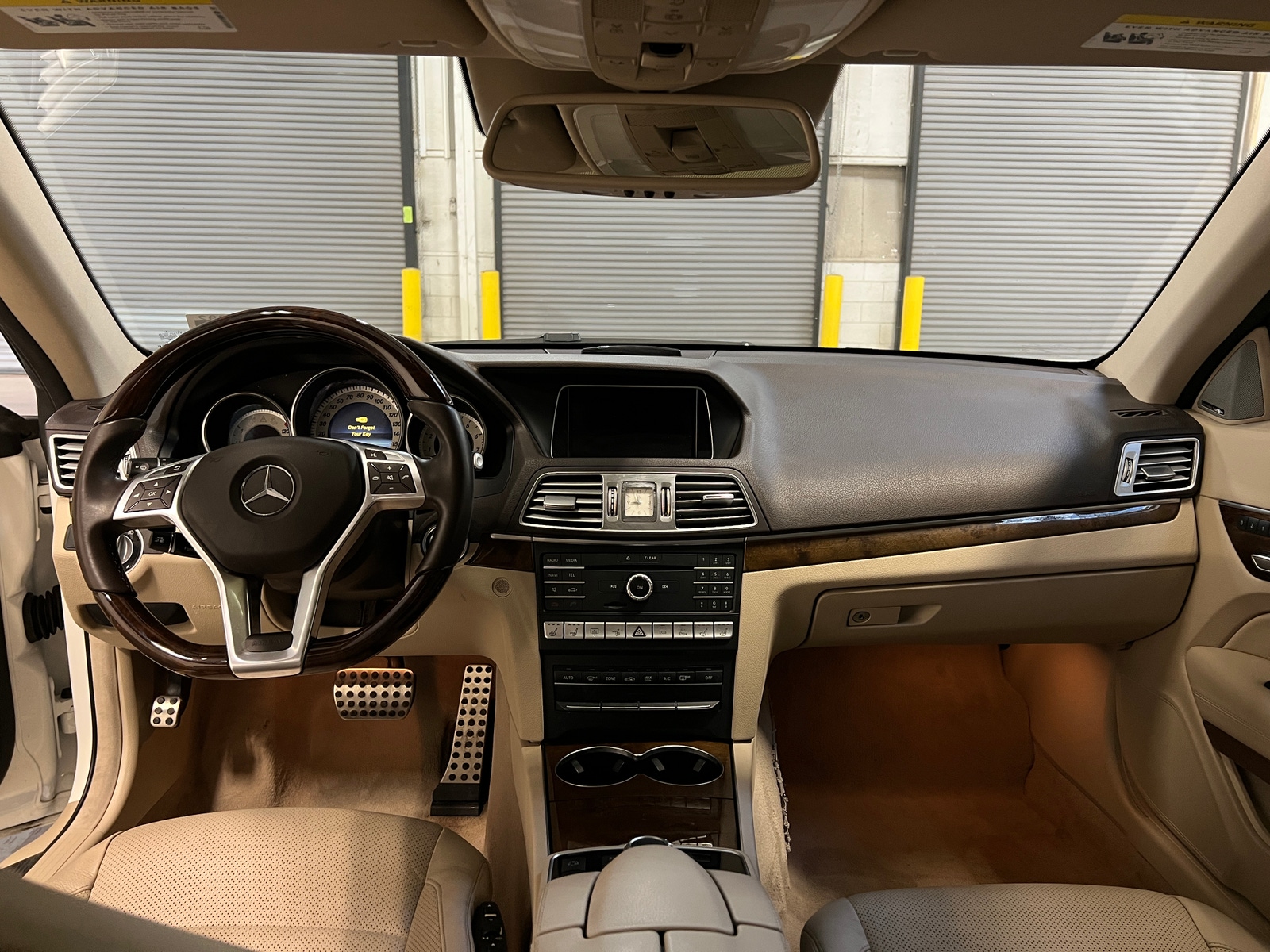 Thumbnail: 2016 Mercedes-Benz E-Class - 2