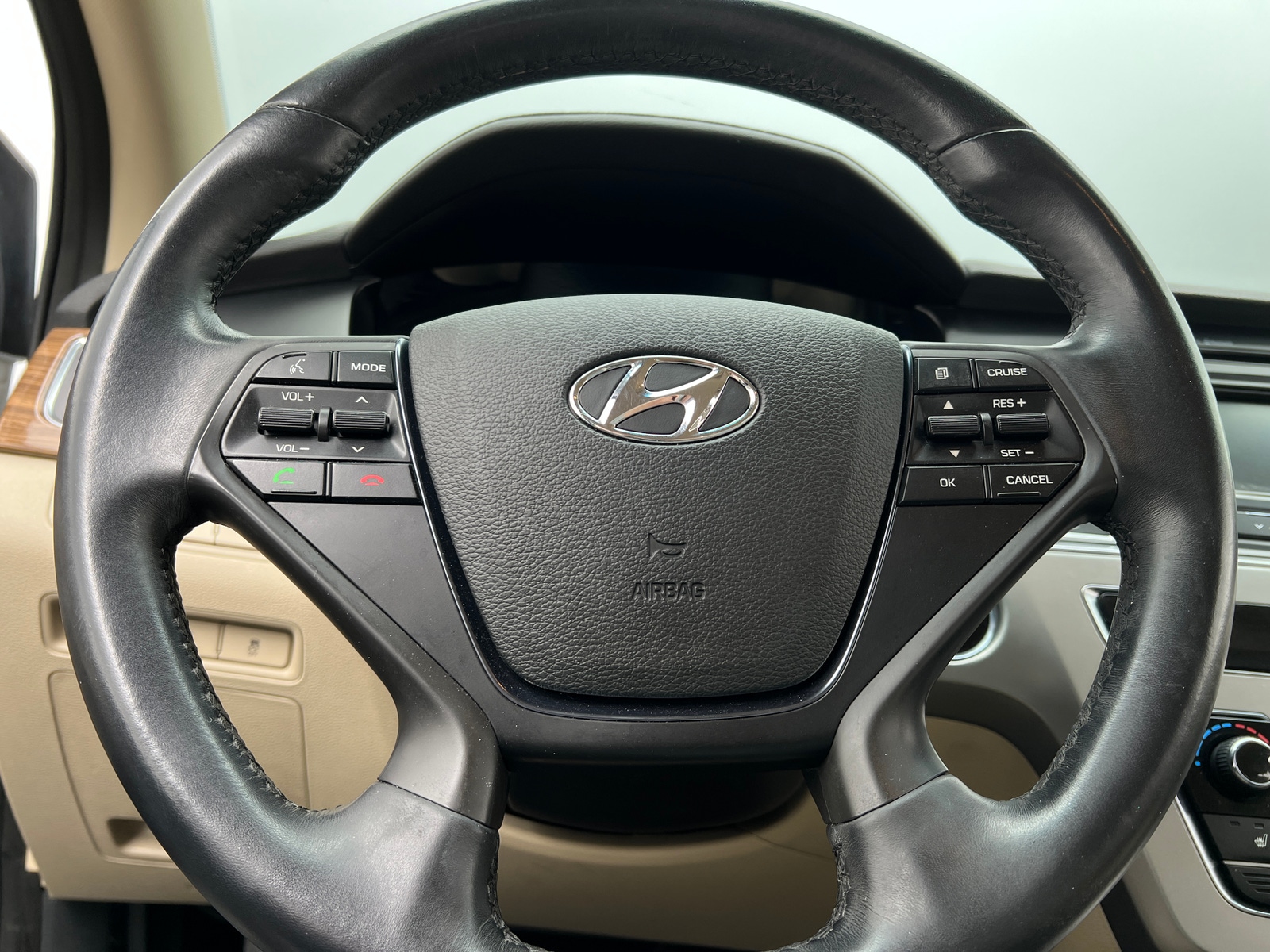 Thumbnail: 2015 Hyundai Sonata - 4