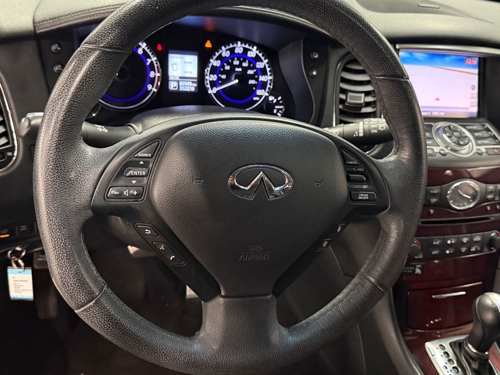 Thumbnail: 2017 INFINITI QX50 - 4