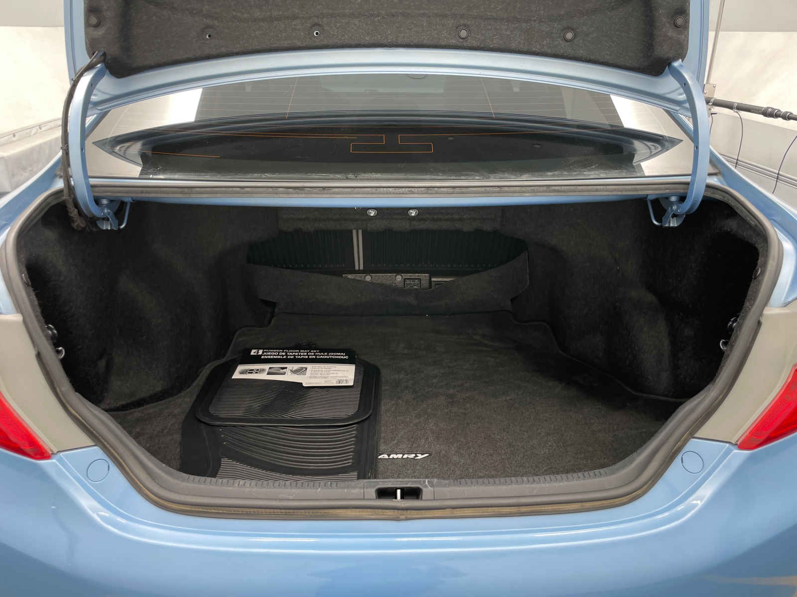 Thumbnail: 2013 Toyota Camry - 6