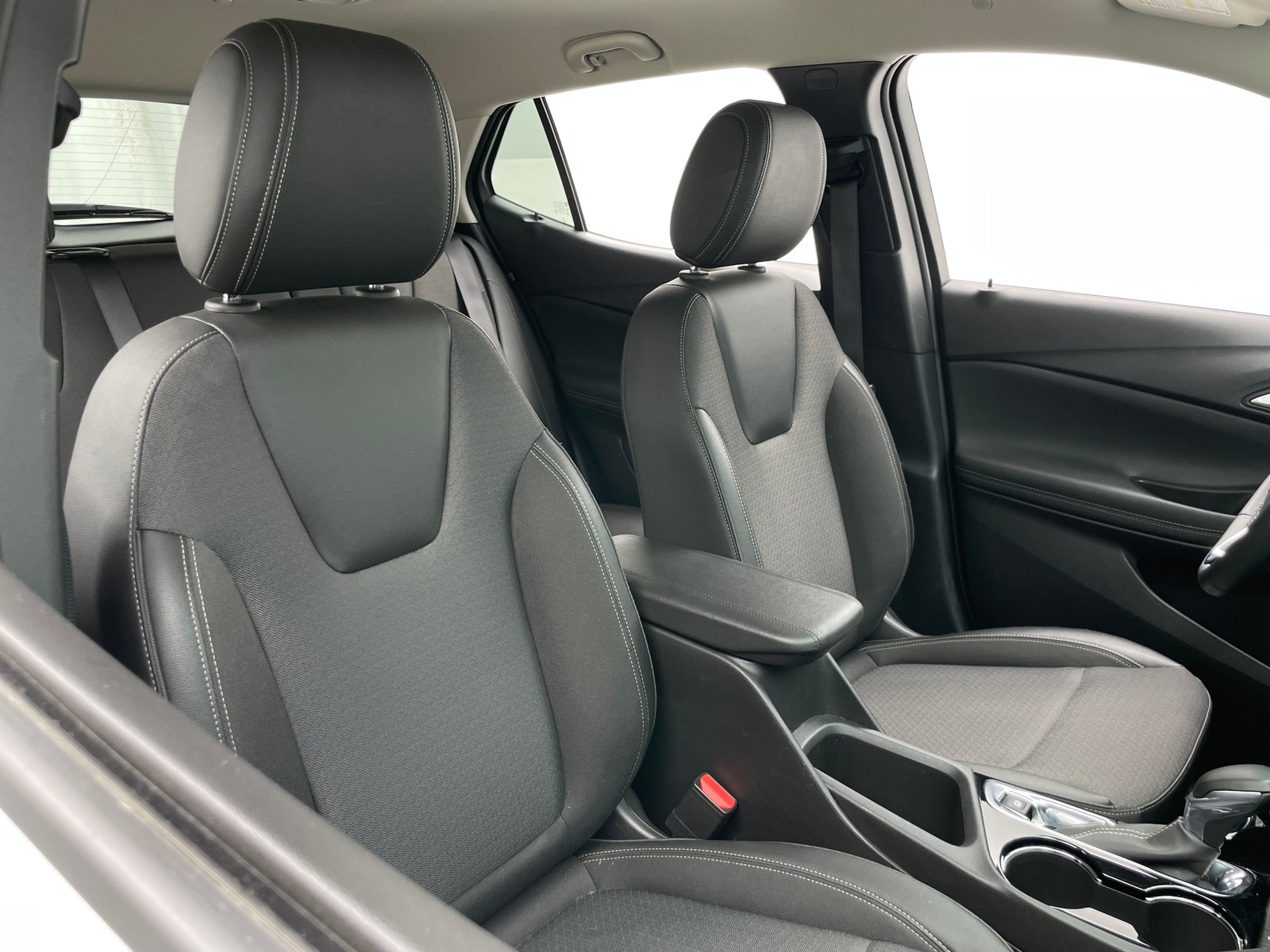 Thumbnail: 2025 Buick Encore GX - 2